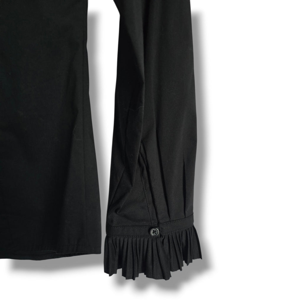 Artrageous women's Black Pleated Ruffle Trim Button-Down Blouse – Small