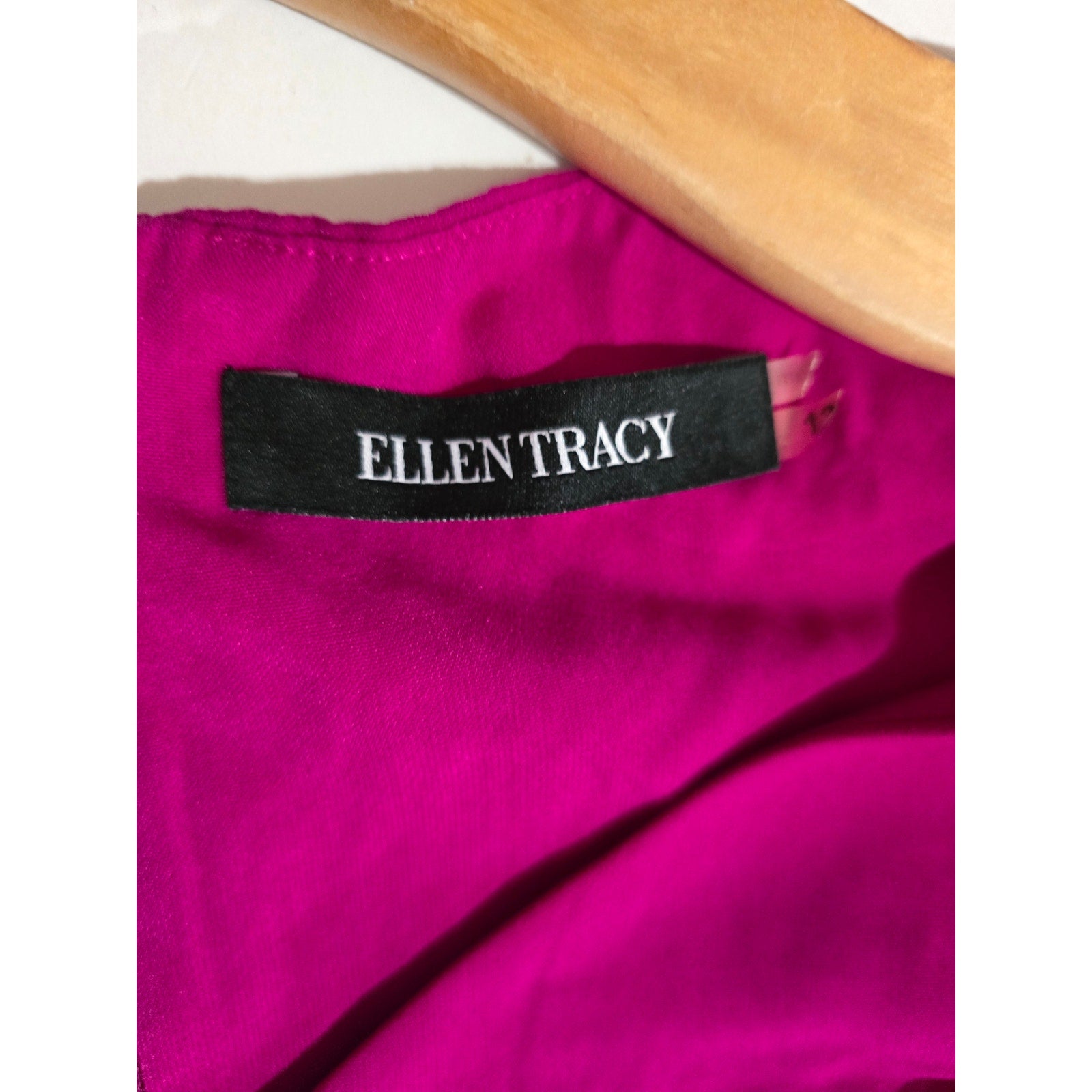 Ellen Tracy women's Magenta Pleated Sheath Dress Size 12