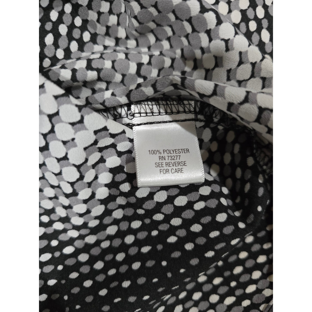 Croft & Barrow Women’s Geometric Print Convertible Sleeve Blouse – Size M