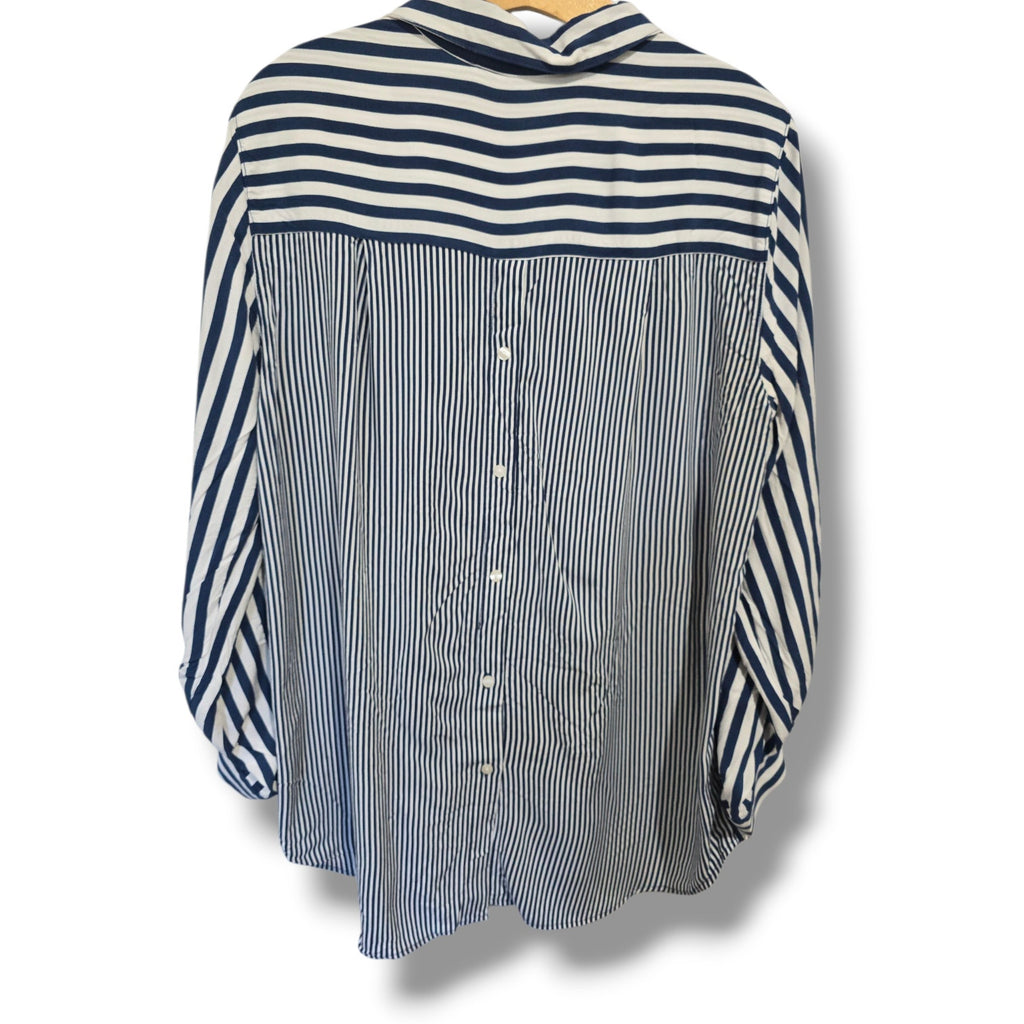 Jane & Delancey Women’s Blue White Vertical Stripe Button-Down Shirt – Medium