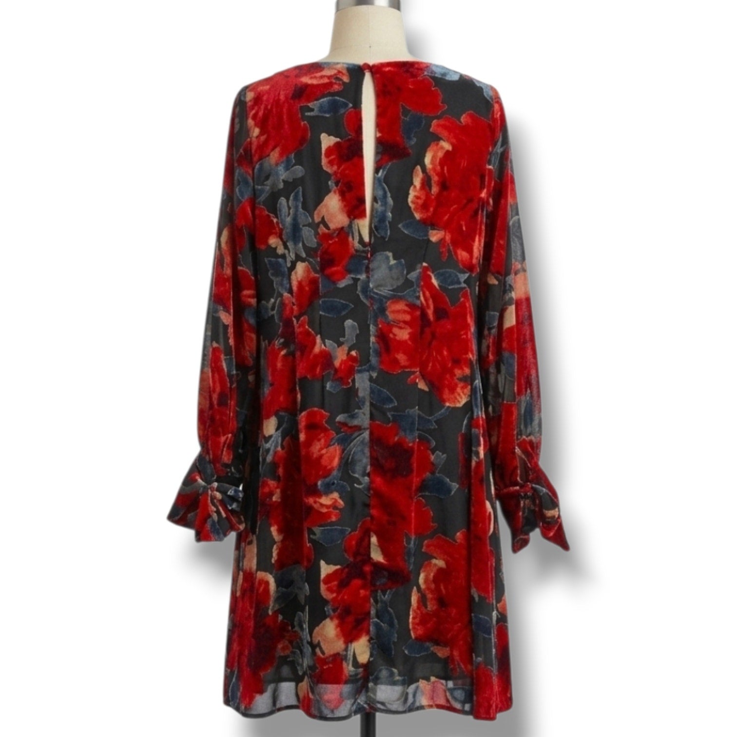 Taylor Woman plus size Red Floral Velvet Burnout Shift Dress 14W