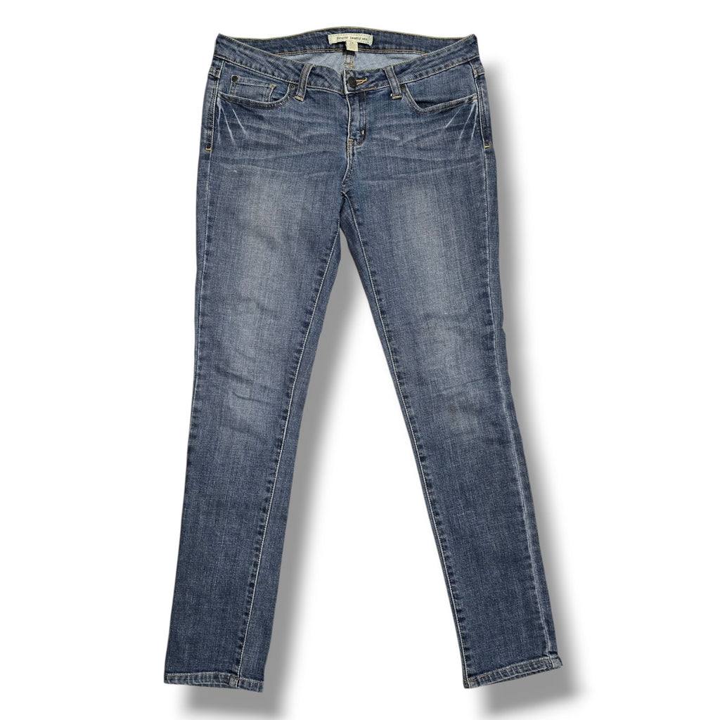 Forever 21 women's Low-Rise Medium Wash Skinny Jeans