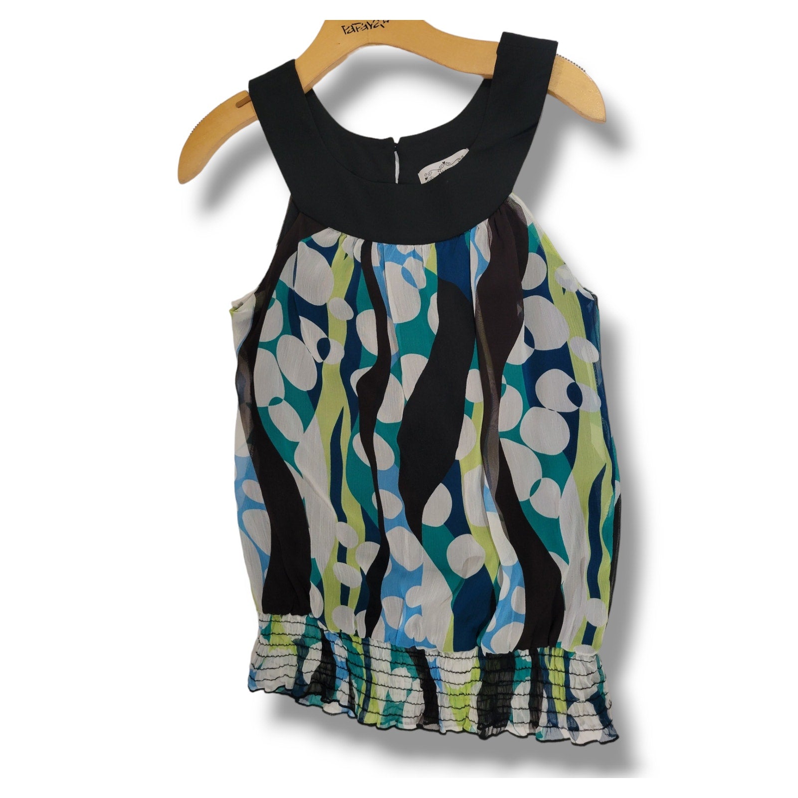 Trixxi Clothing Co.  Women's multicolor sleeveless Smocked waistband blouse