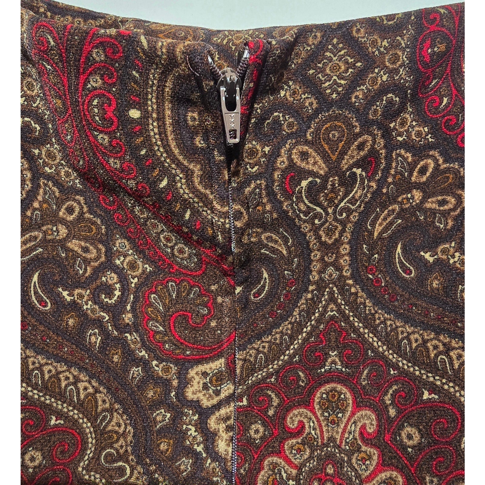 Vintage Briggs Women's Size 13/14 Brown Burgundy Paisley Tapestry Pencil Skirt