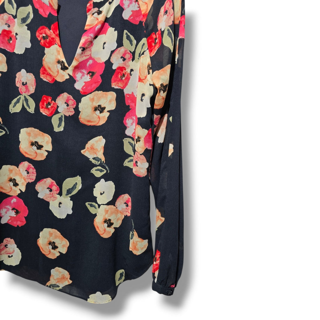 Cabi women's Floral V-Neck Long Sleeve Lined Blouse Black Size XS