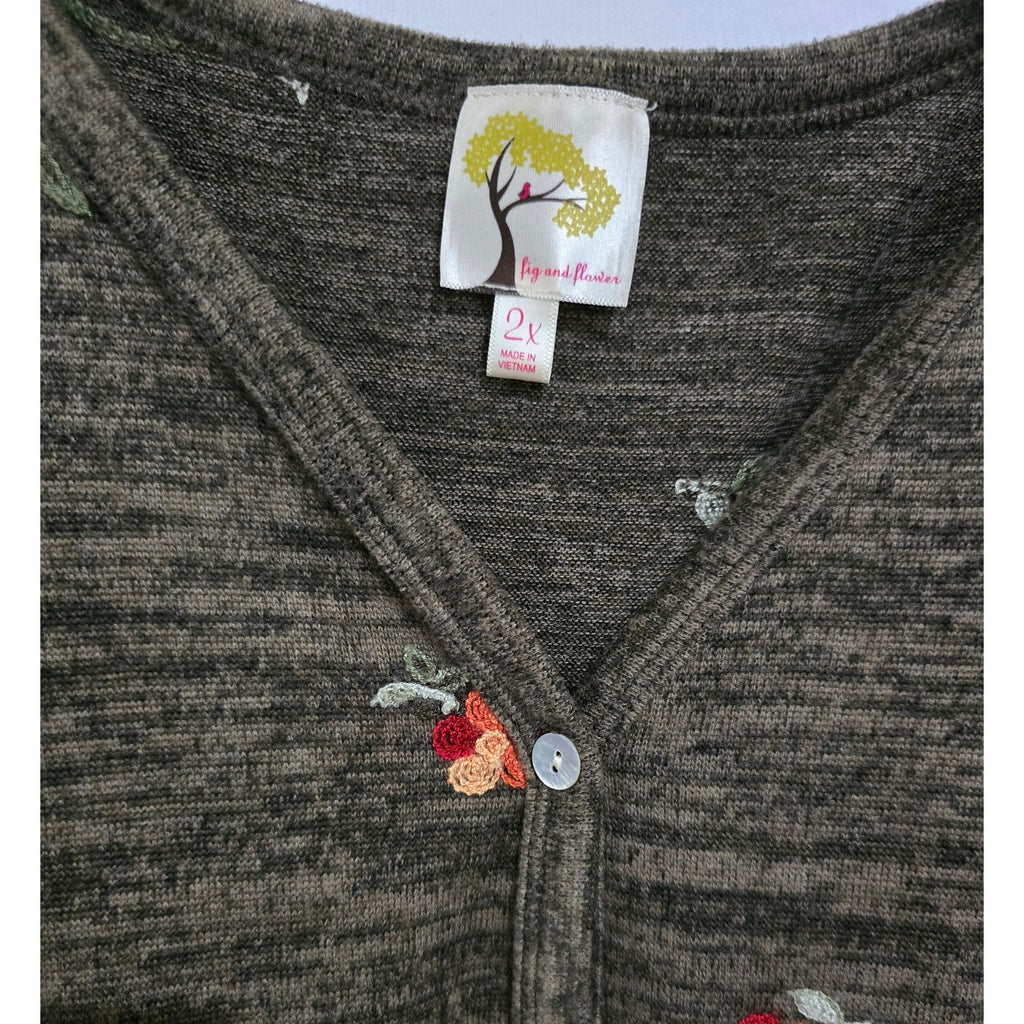 Fig & Flower women's Olive Heather Floral Embroidered Tie-Front top
