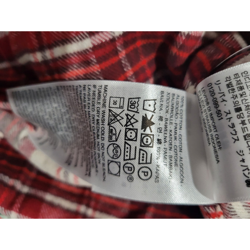 Levi’s Women’s Maple Red Utility Plaid Cropped Button-Up Shirt – Medium New