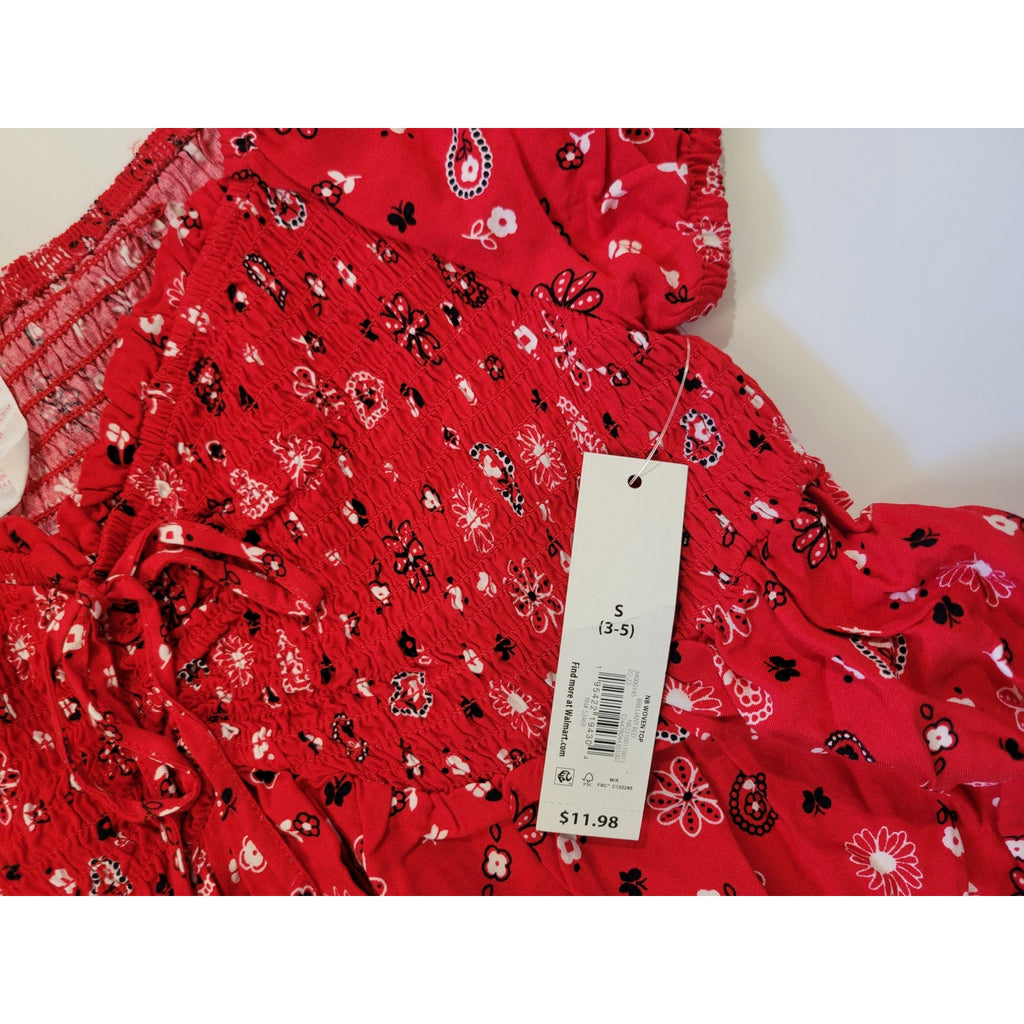 No Boundaries Juniors red bandanna print front twist Smocked short sleeves top