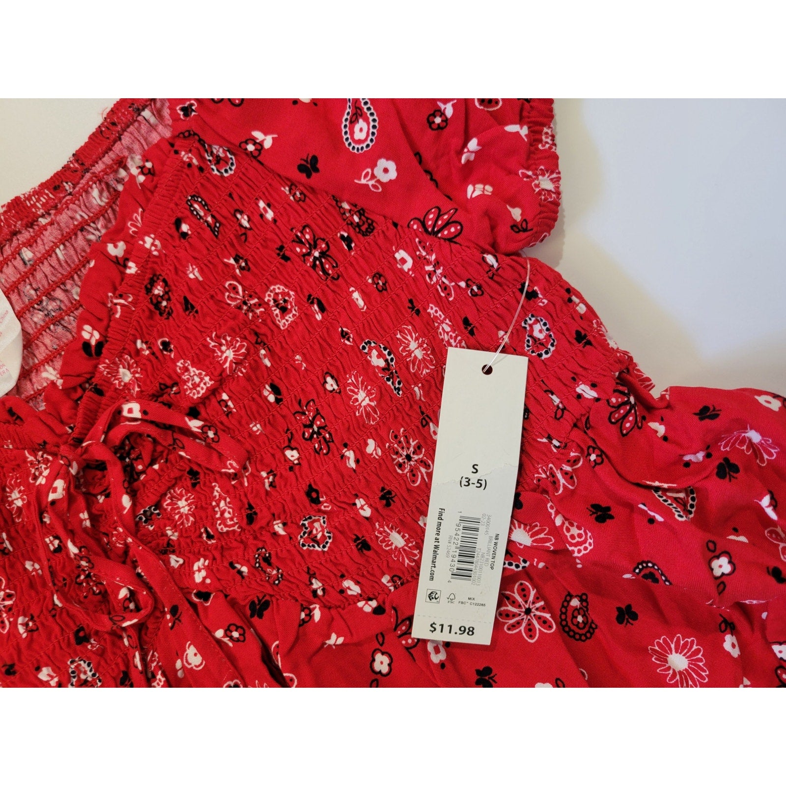 No Boundaries Juniors red bandanna print front twist Smocked short sleeves top