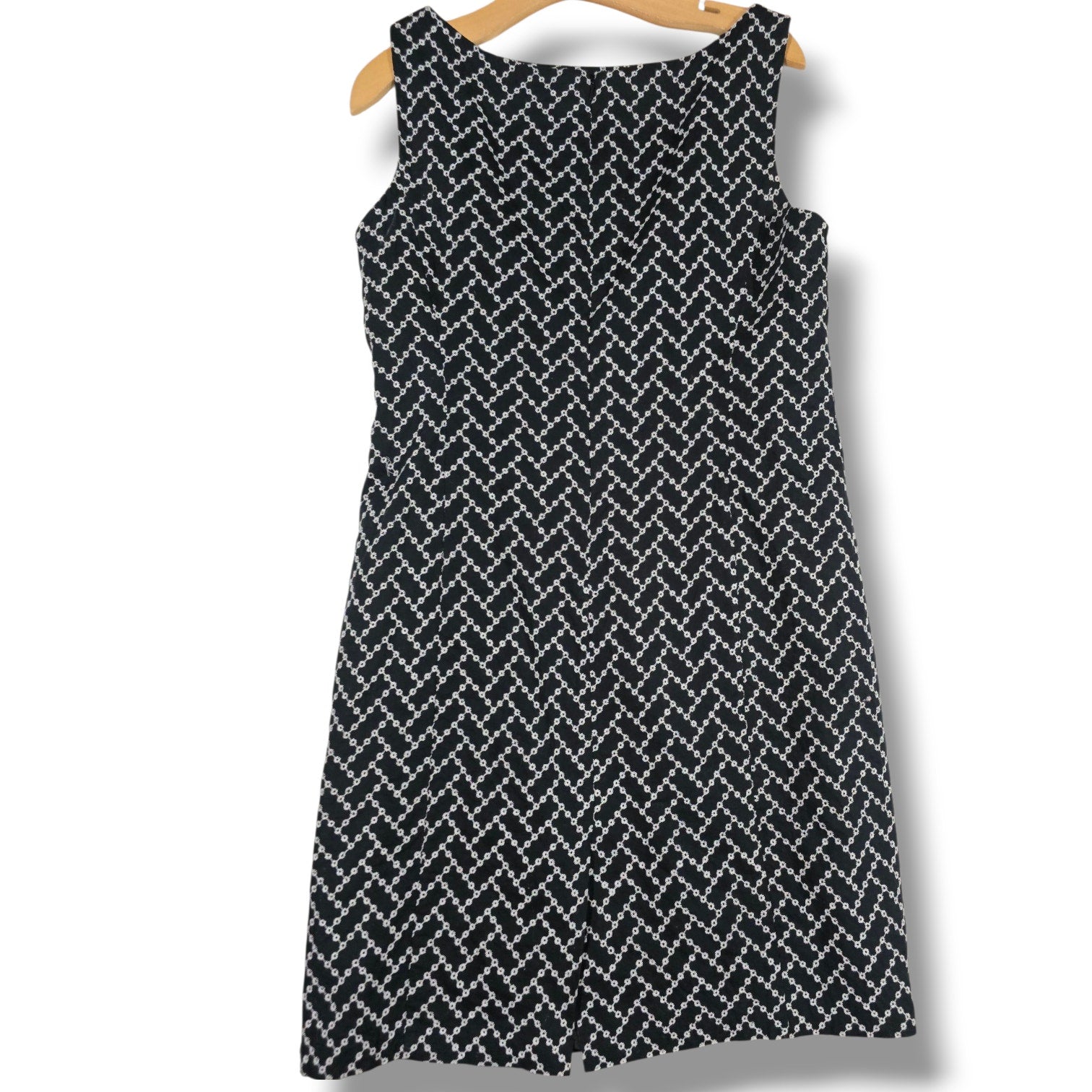 Jones New York Signature Women’s Black & White Textured Sleeveless Sheath Dress