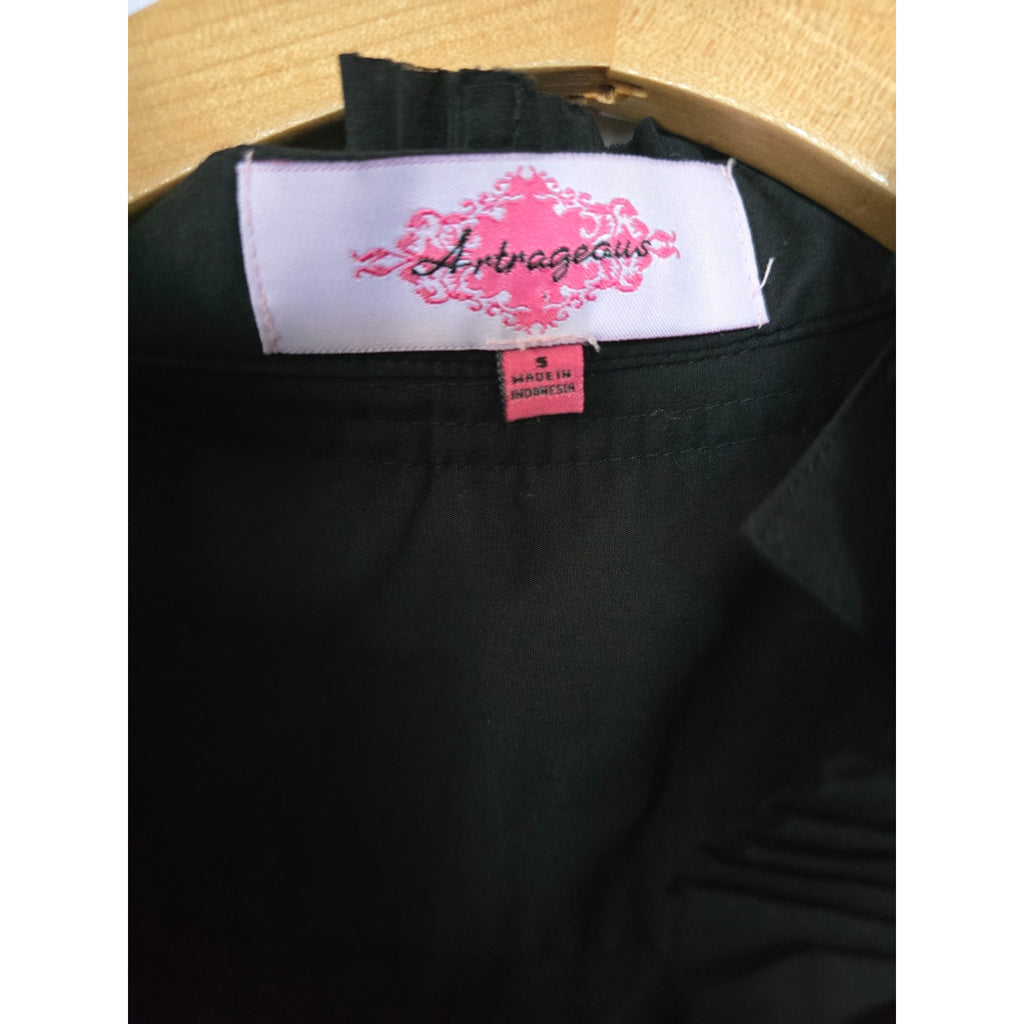 Artrageous women's Black Pleated Ruffle Trim Button-Down Blouse – Small