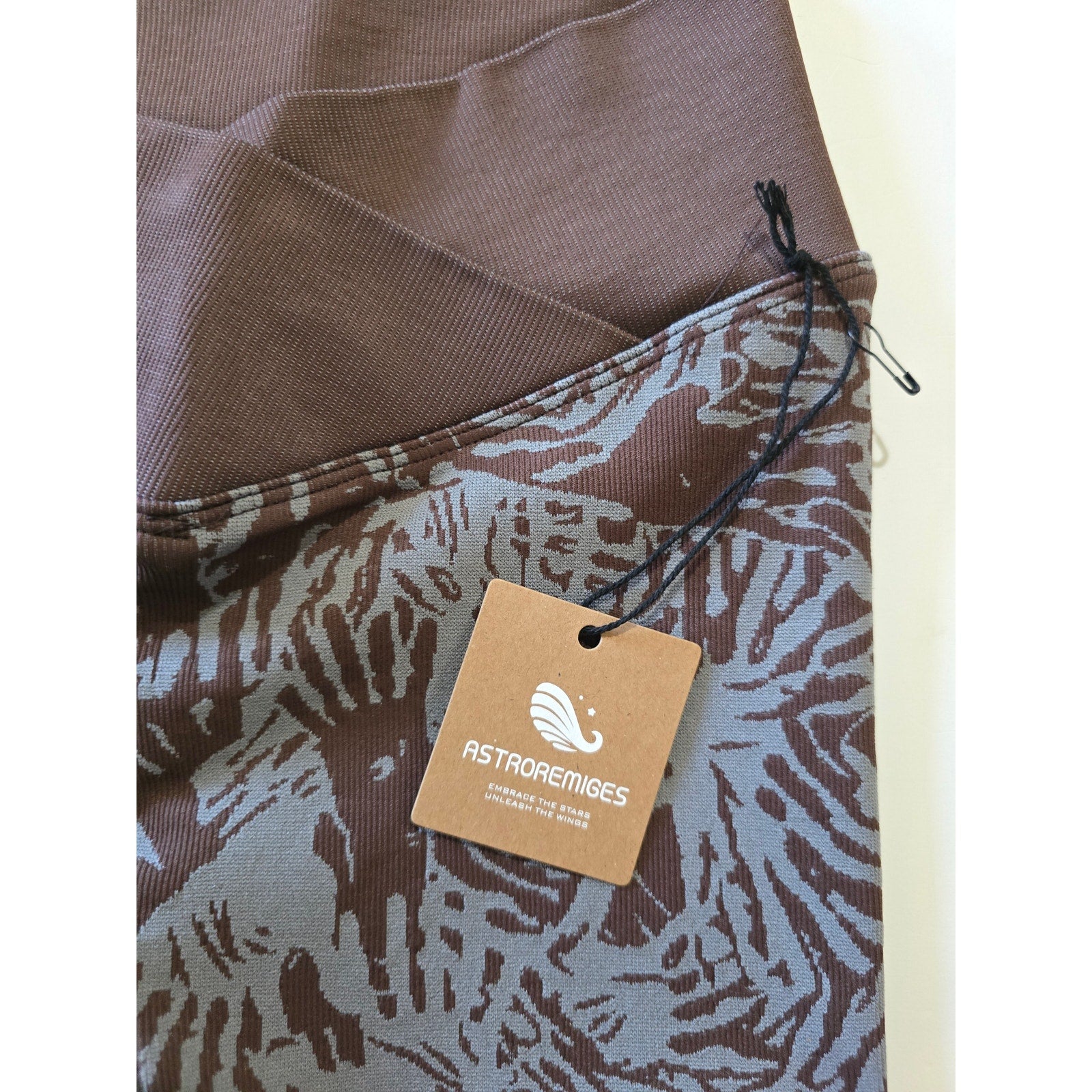 Astro Remiges Six Sense clairvoyant Compression workout Shorts Nebula Chestnut- SMALL