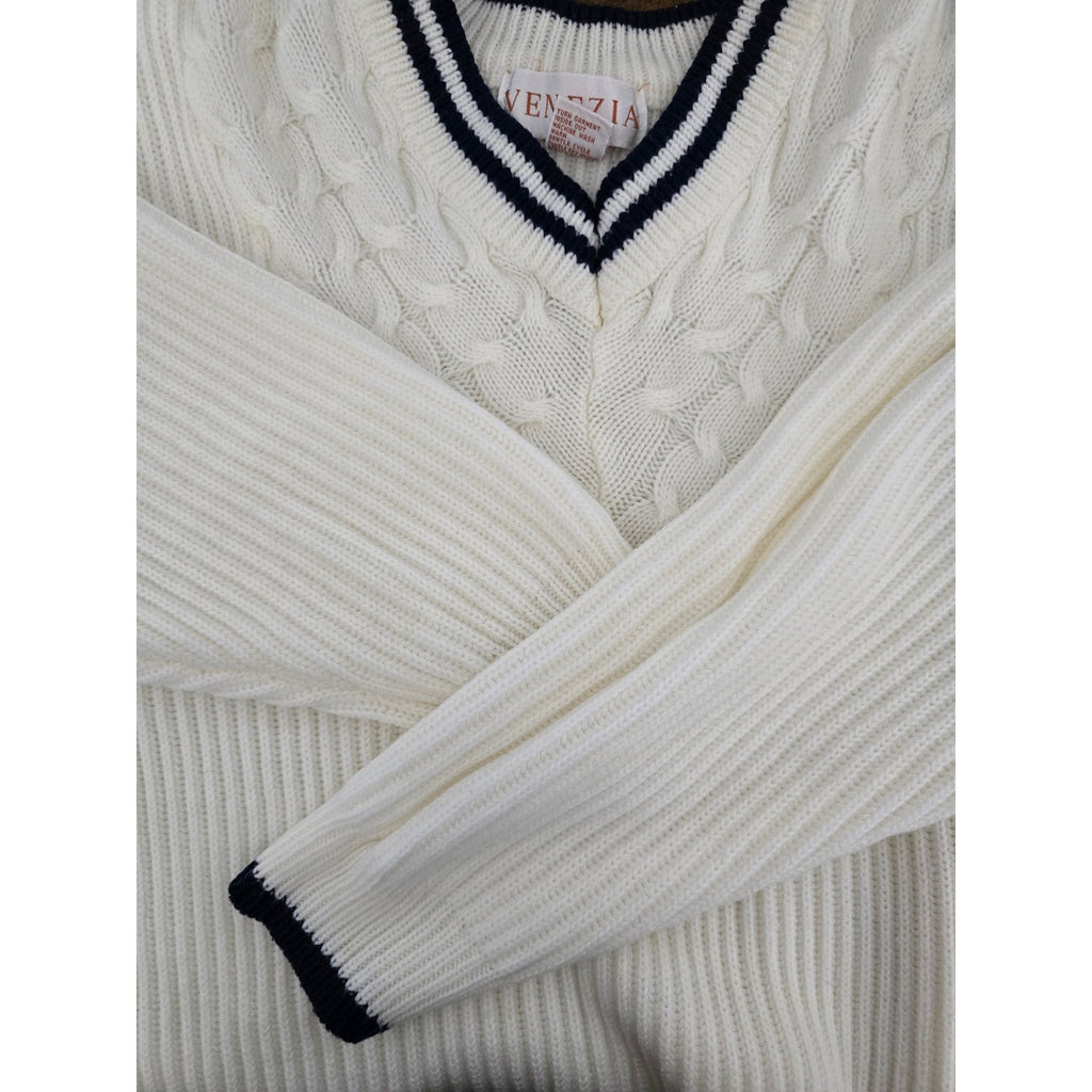 Venezia Jeans Co. Women's Plus Size 14/16 cream Cable Knit V-Neck Sweater