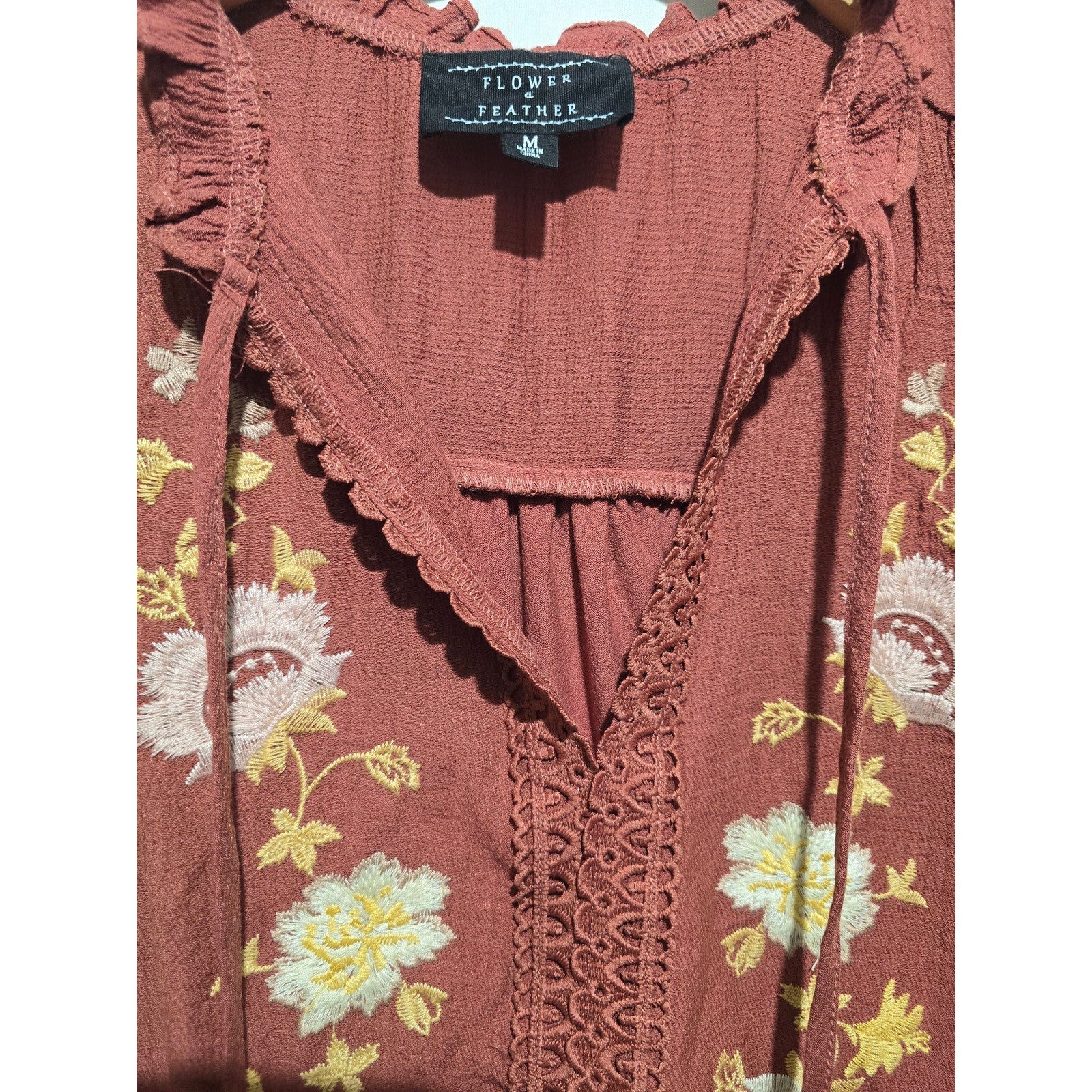 Flower & Feather Women's Medium Rust Terracotta Embroidered Flutter Sleeve Top