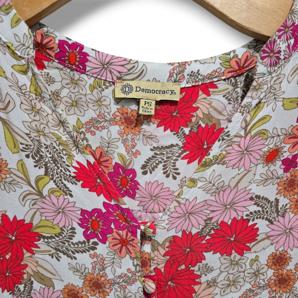 Democracy Women’s Floral Tie-Front Blouse PS Petite – 100% Rayon Boho Style