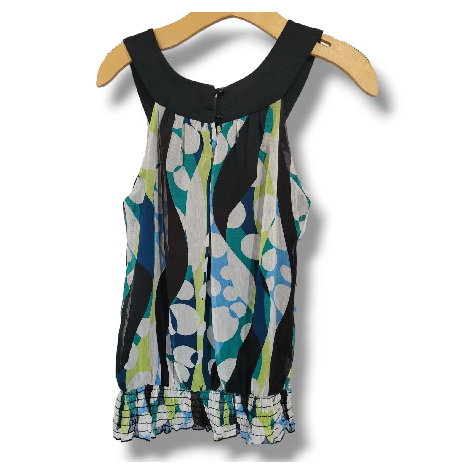 Trixxi Clothing Co.  Women's multicolor sleeveless Smocked waistband blouse