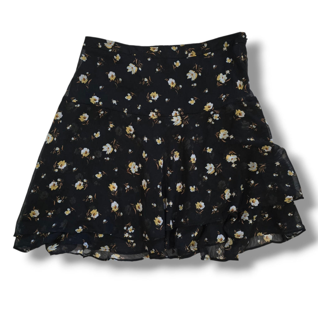 Old Navy Women’s Black Floral Sheer Lined Skirt – Size 0, 27” Waist, 18” Length