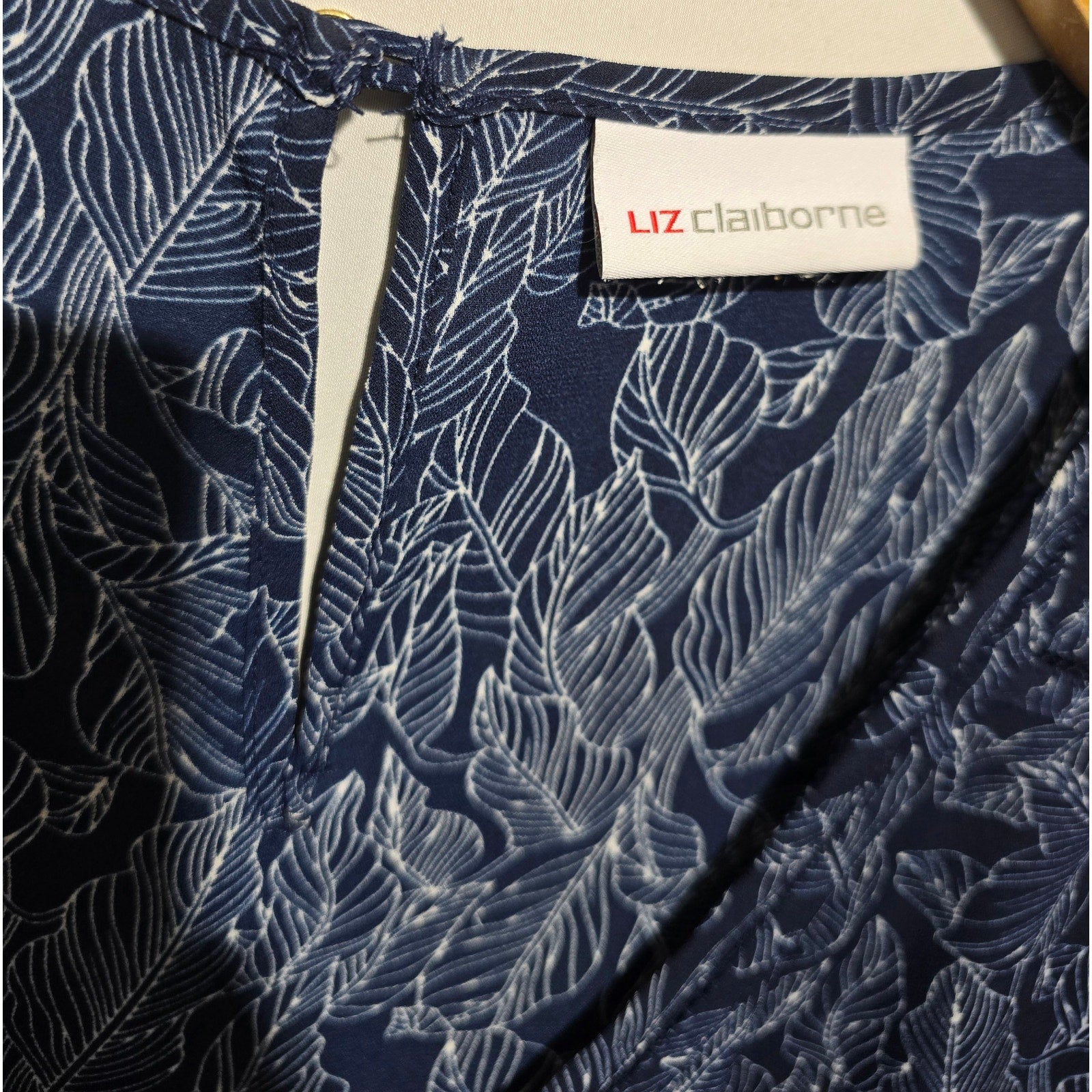 Liz Claiborne Women's Navy White Tropical Leaf Sleeveless Blouse Estimated 1x