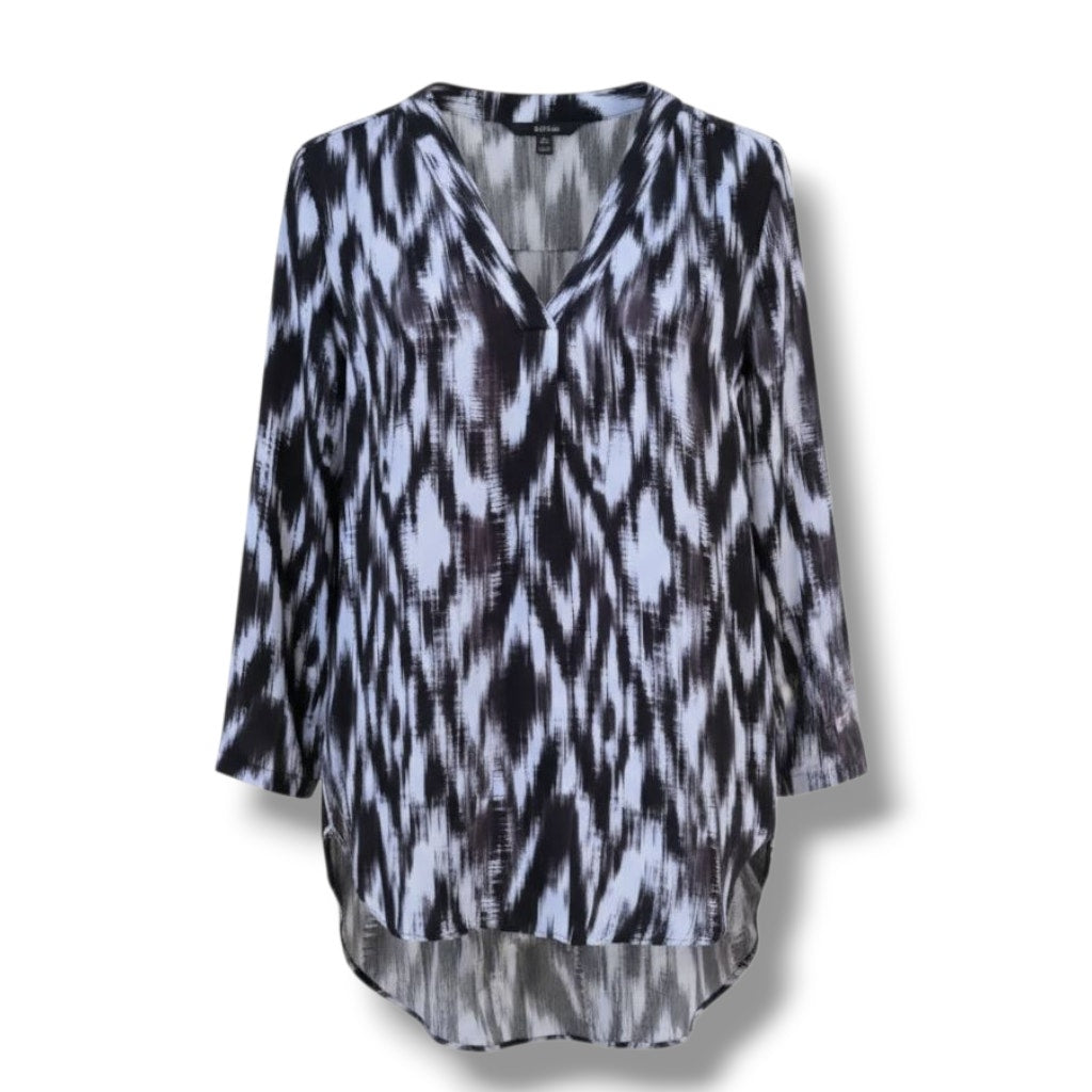a.n.a A New Approach Black White Abstract Blouse Women’s Small 3/4 Sleeve