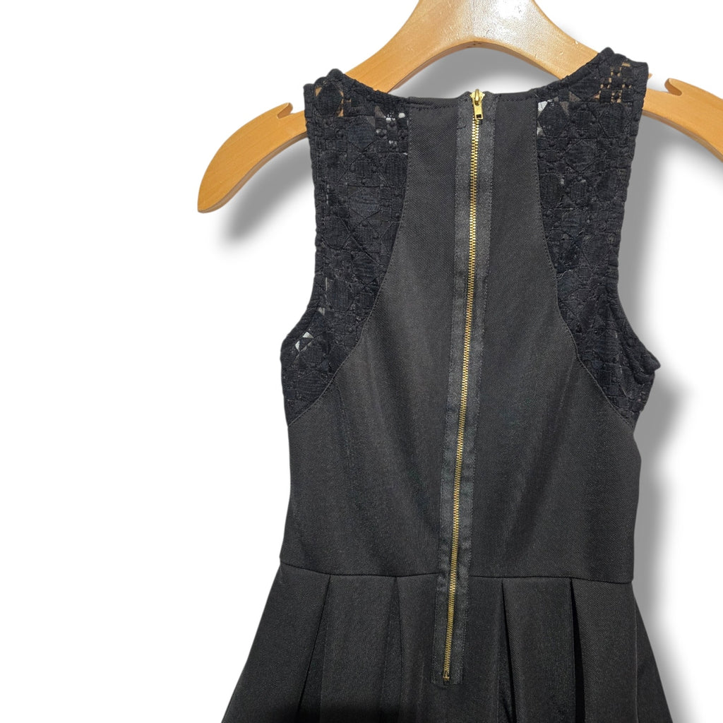 Shop the Trends women's Black Lace Accent Pleated Skater Dress xs