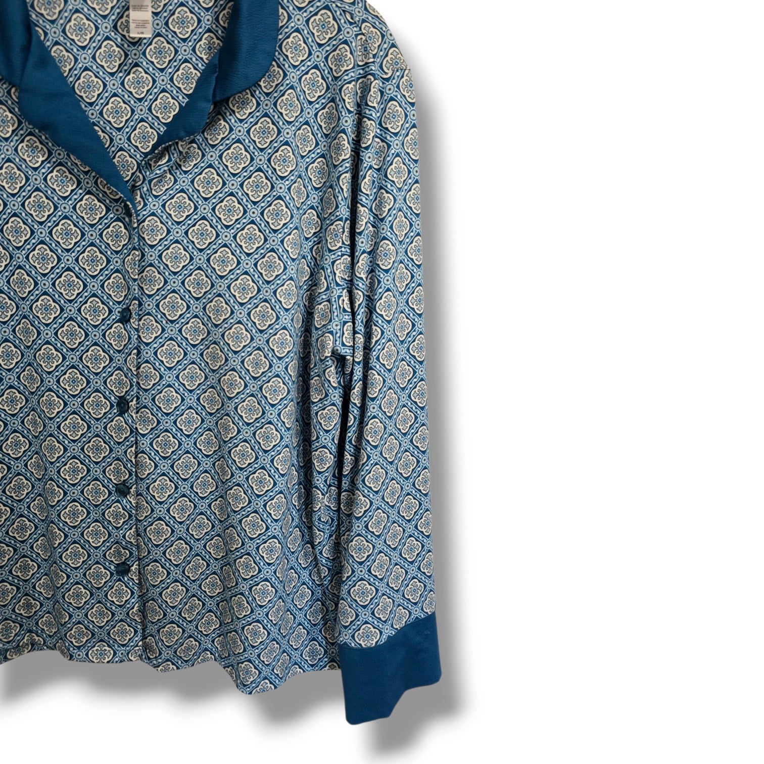 Flora by Flora Nikrooz Women’s Blue Geometric Long Sleeve Pajama Top Size Large