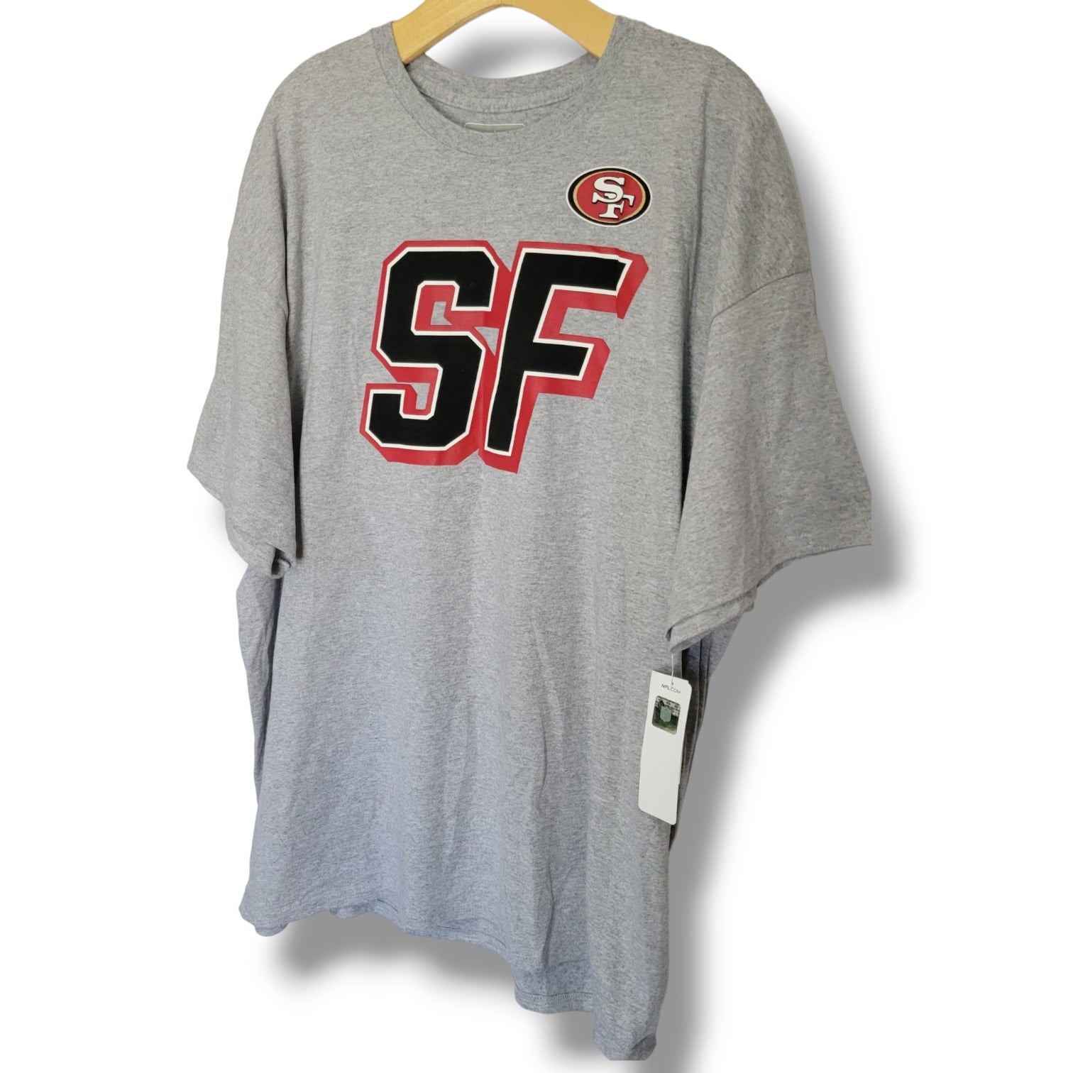 San Francisco 49ers Men’s Gray Graphic Short Sleeve T-Shirt – Size XL