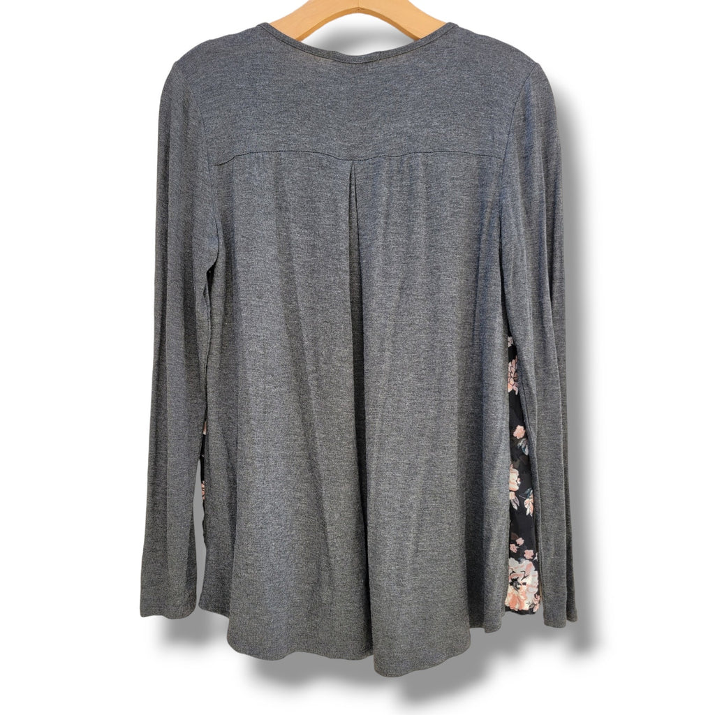 Maurices women's beaded v-neck Floral long sleeve Blouse  - small