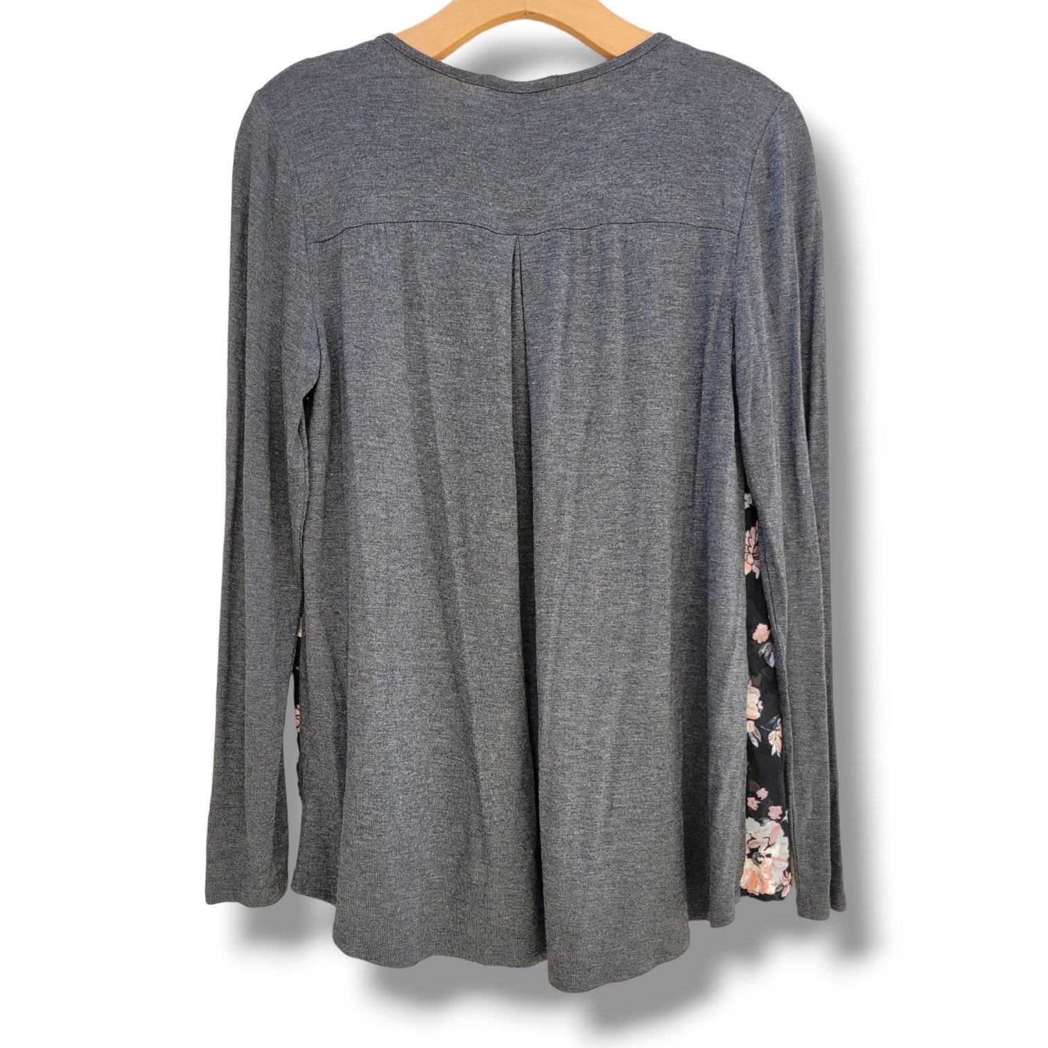 Maurices women's beaded v-neck Floral long sleeve Blouse  - small