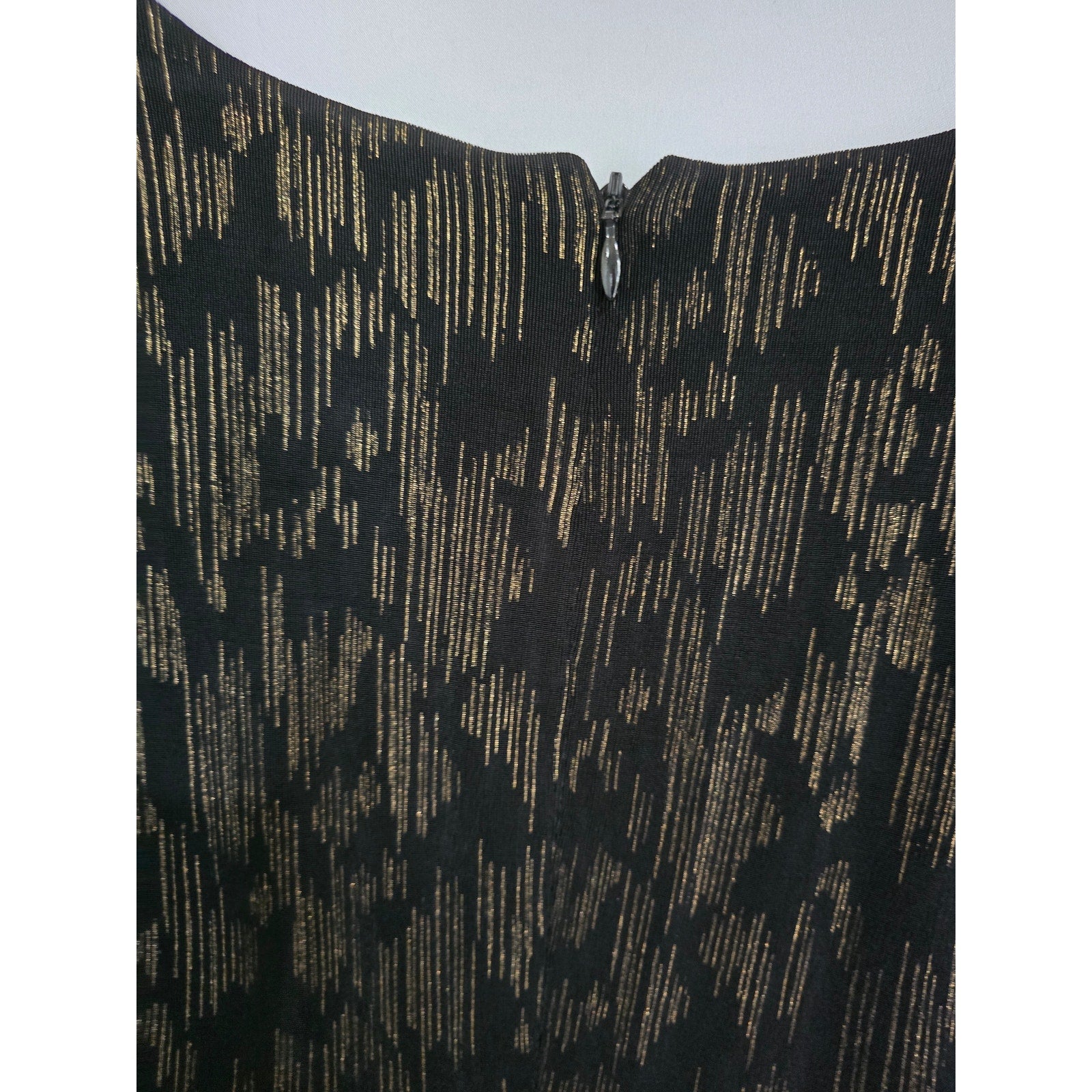 Caché Black & Metallic Gold Shimmer Ruched Faux-Wrap Dress – Large