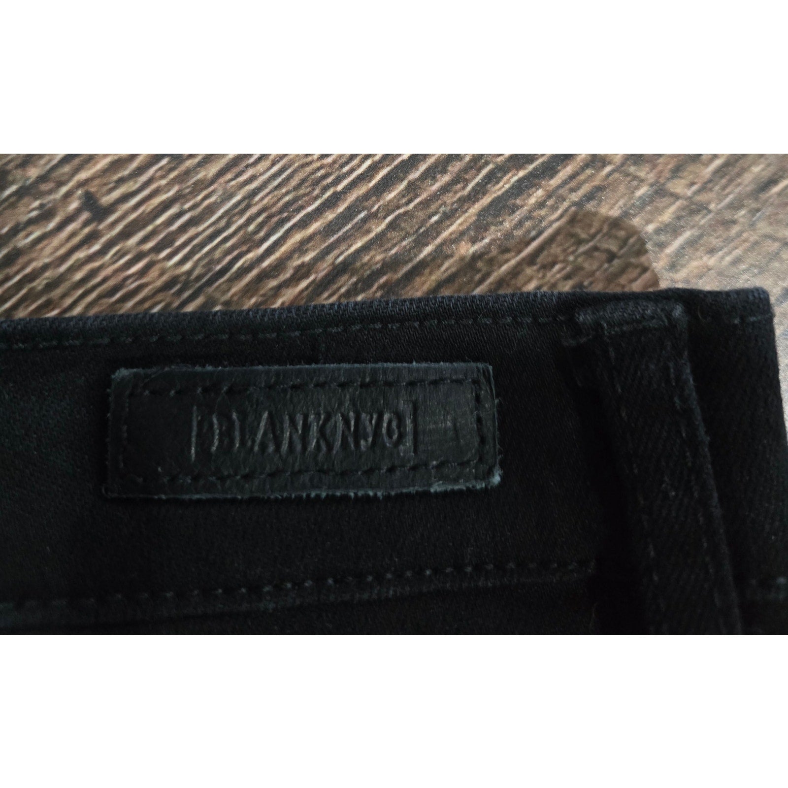 [BLANKNYC] The Barrow Vintage High-Rise Black Denim Shorts – Size 28