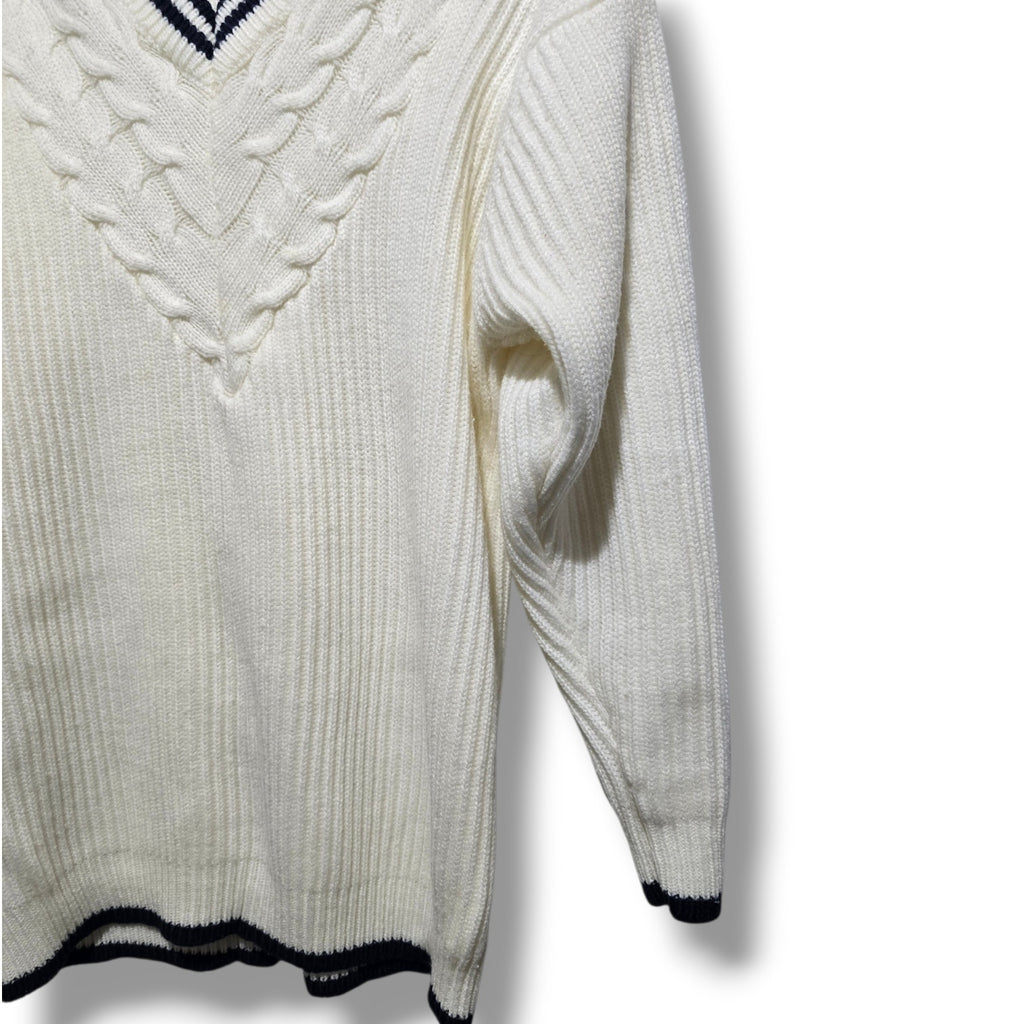 Venezia Jeans Co. Women's Plus Size 14/16 cream Cable Knit V-Neck Sweater