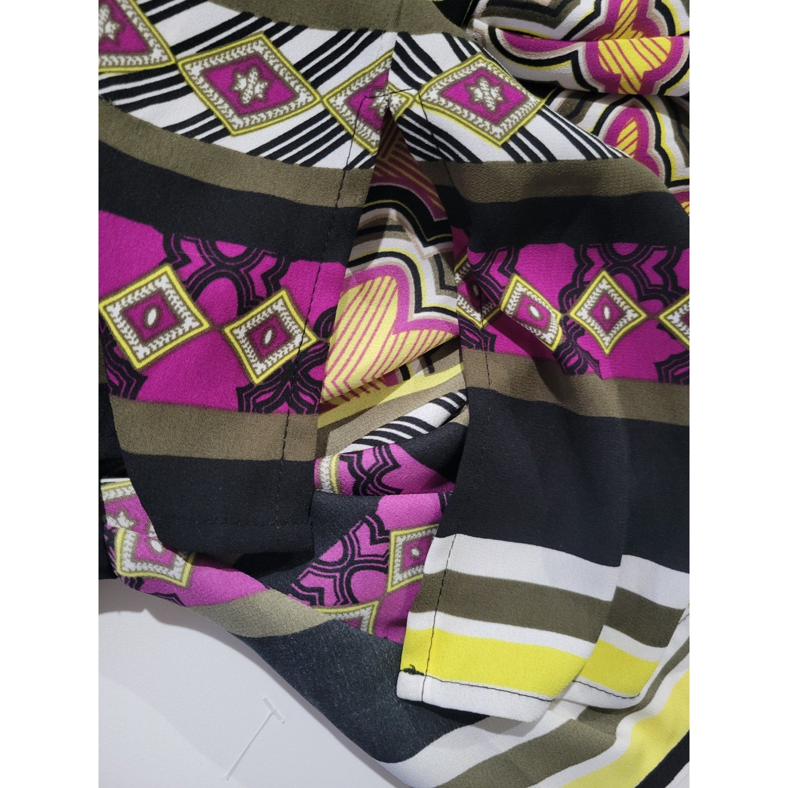 Dana Buchman Women’s Multicolor Batik Print Tunic Blouse Small | Boho Chic