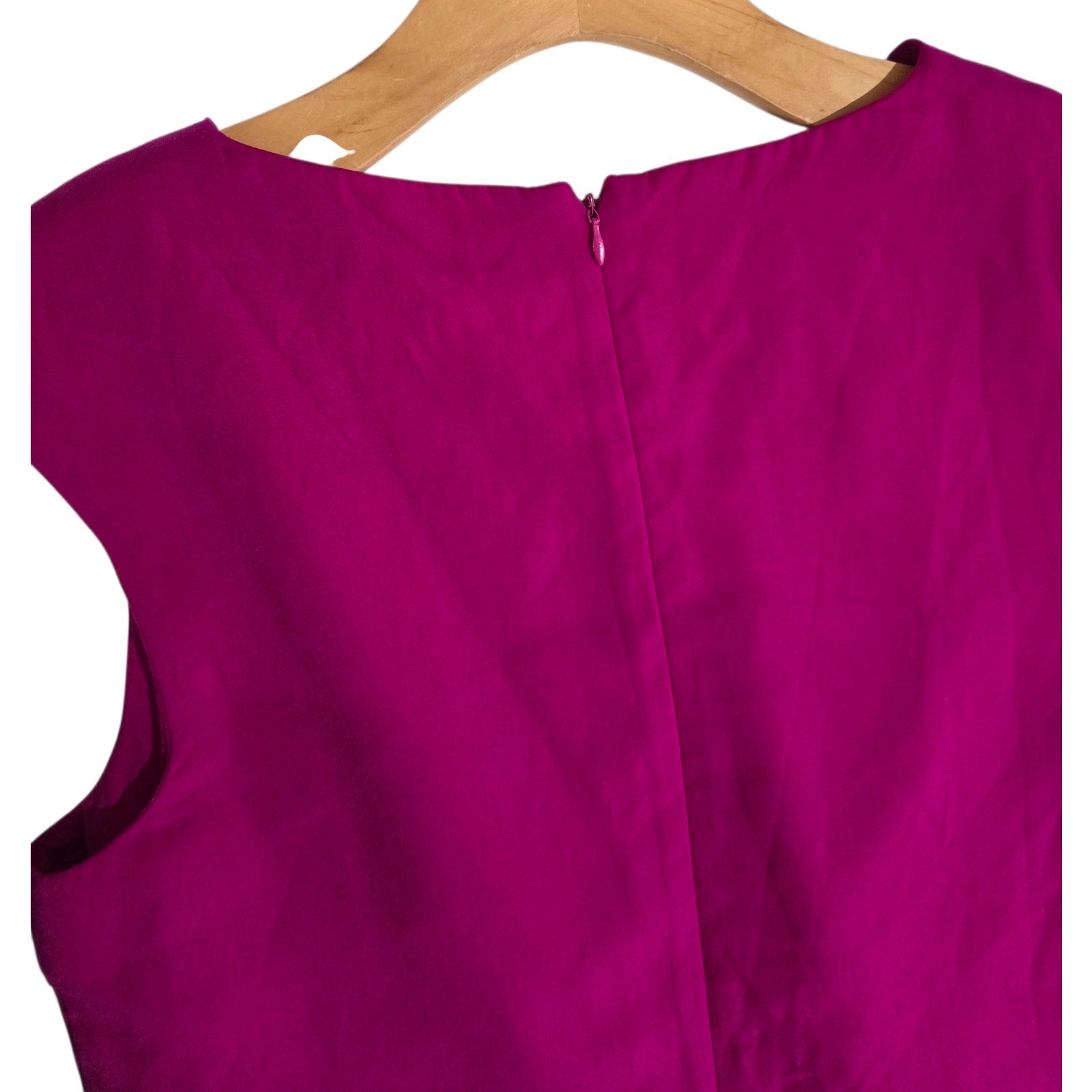 Ellen Tracy women's Magenta Pleated Sheath Dress Size 12