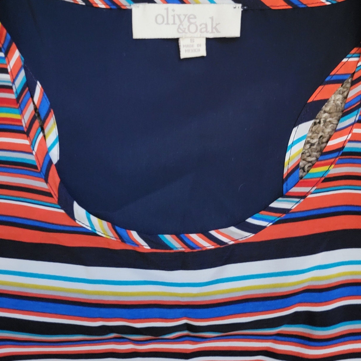 Olive & Oak Women’s Colorful Striped Sleeveless Blouse Small