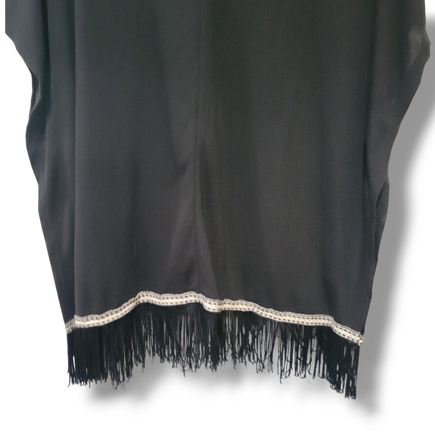 Mi Ami by Francesca’s Collection Black Fringe Poncho Blouse – Size Small