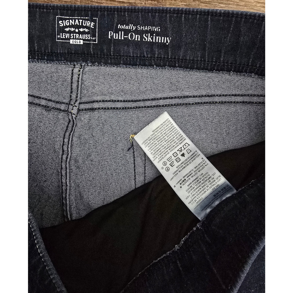 Signature by Levi Strauss Totally Shaping Pull-On Skinny Jeans Dark Wash 18M