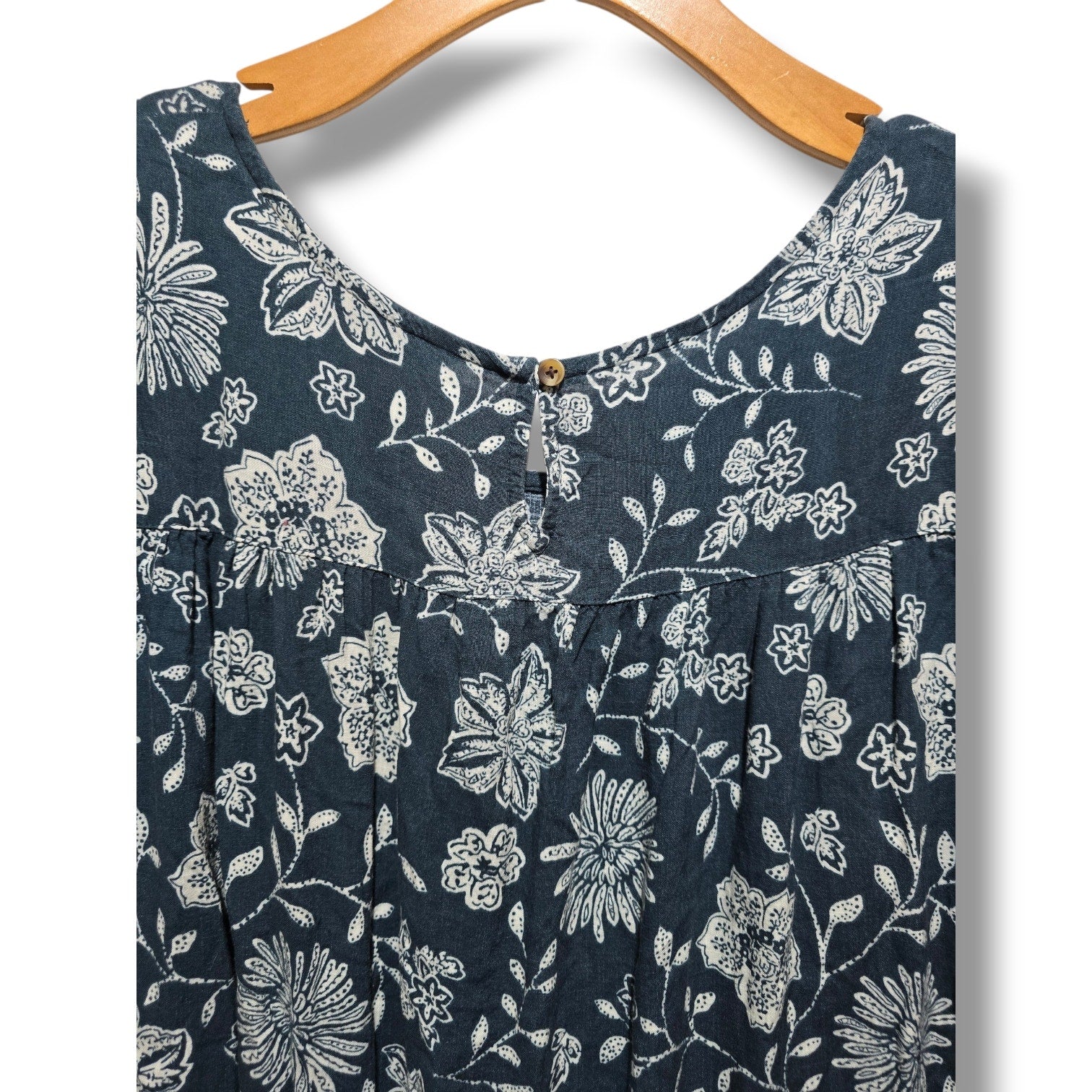 Sonoma Goods for Life women's Plus Size Blue Floral Babydoll Blouse 2x