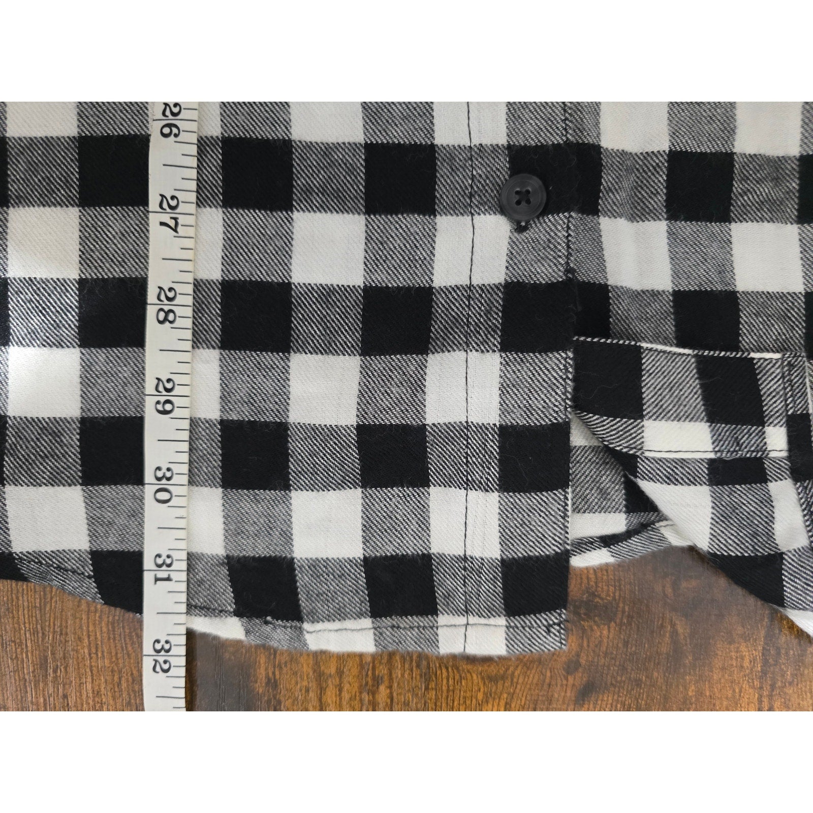 Torrid Size 3 Black White Buffalo Plaid Button Down Flannel Shirt Plus Size