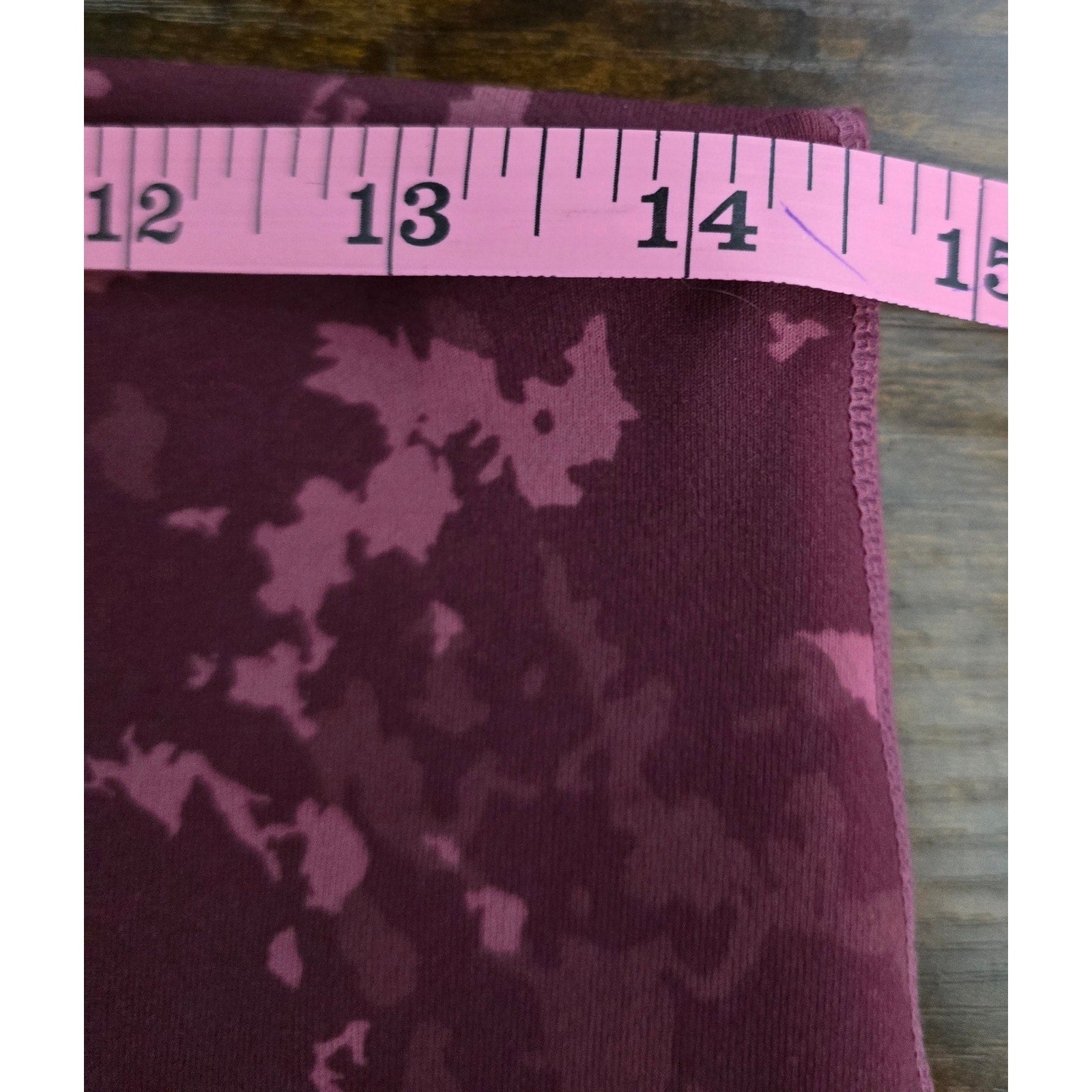 Fabletics PowerHold Women's Burgundy Pink Camo High Waisted Leggings 29" waist