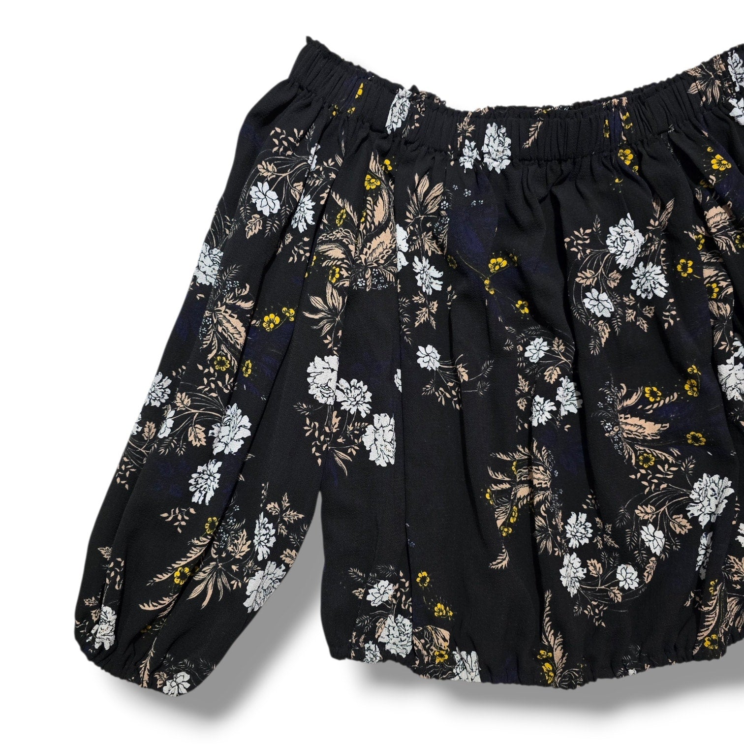 bebe women's Black Floral Off-the-Shoulder Blouse