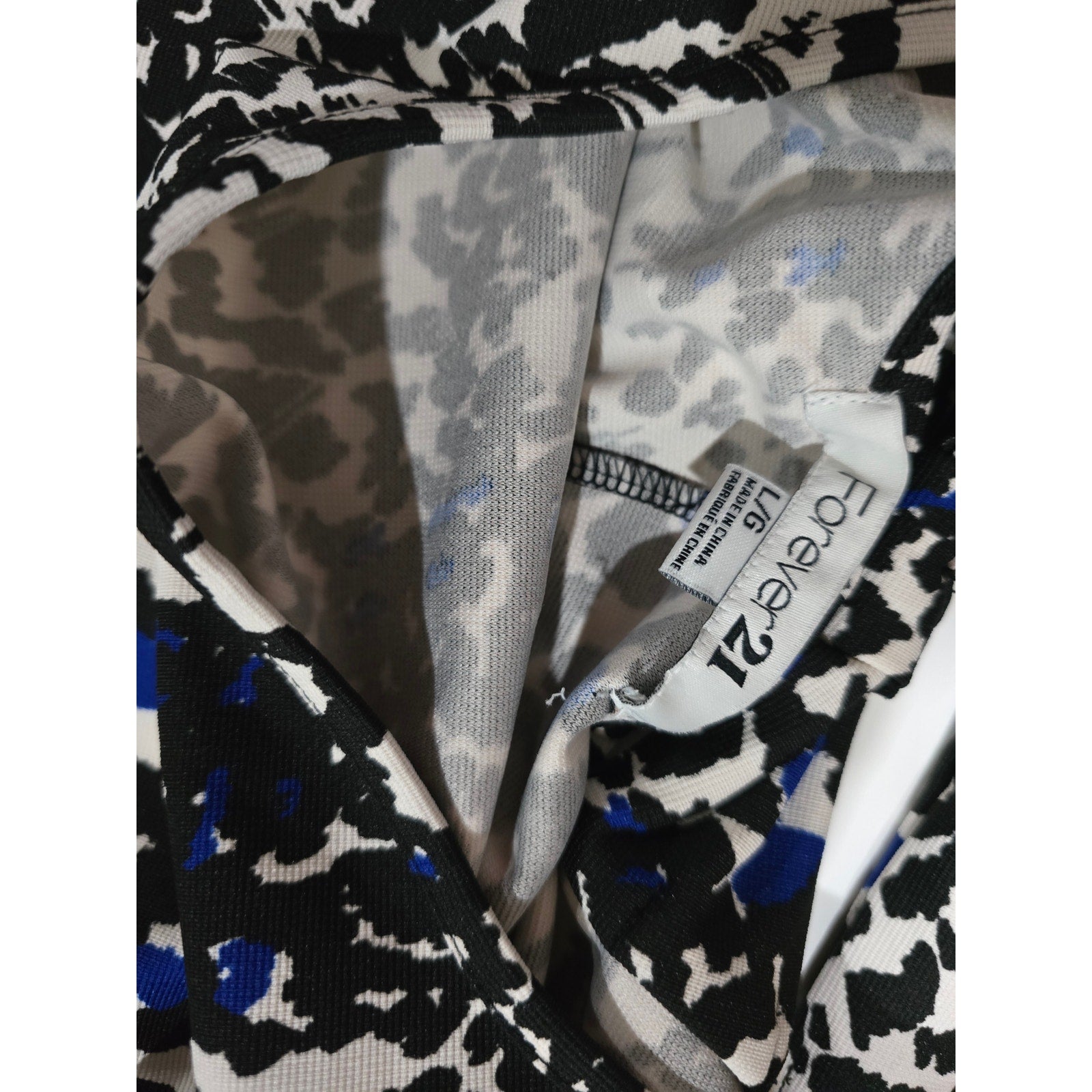 Forever 21 Womens Black White & Blue Animal Print 3/4 Sleeve Bodycon Dress Large