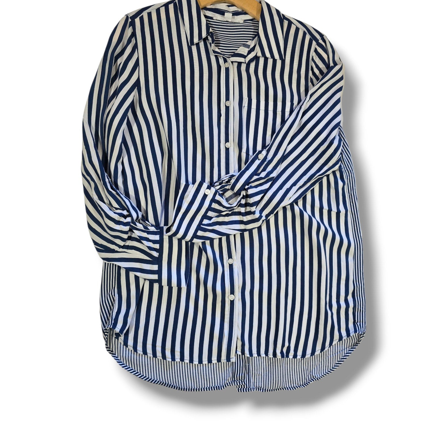 Jane & Delancey Women’s Blue White Vertical Stripe Button-Down Shirt – Medium