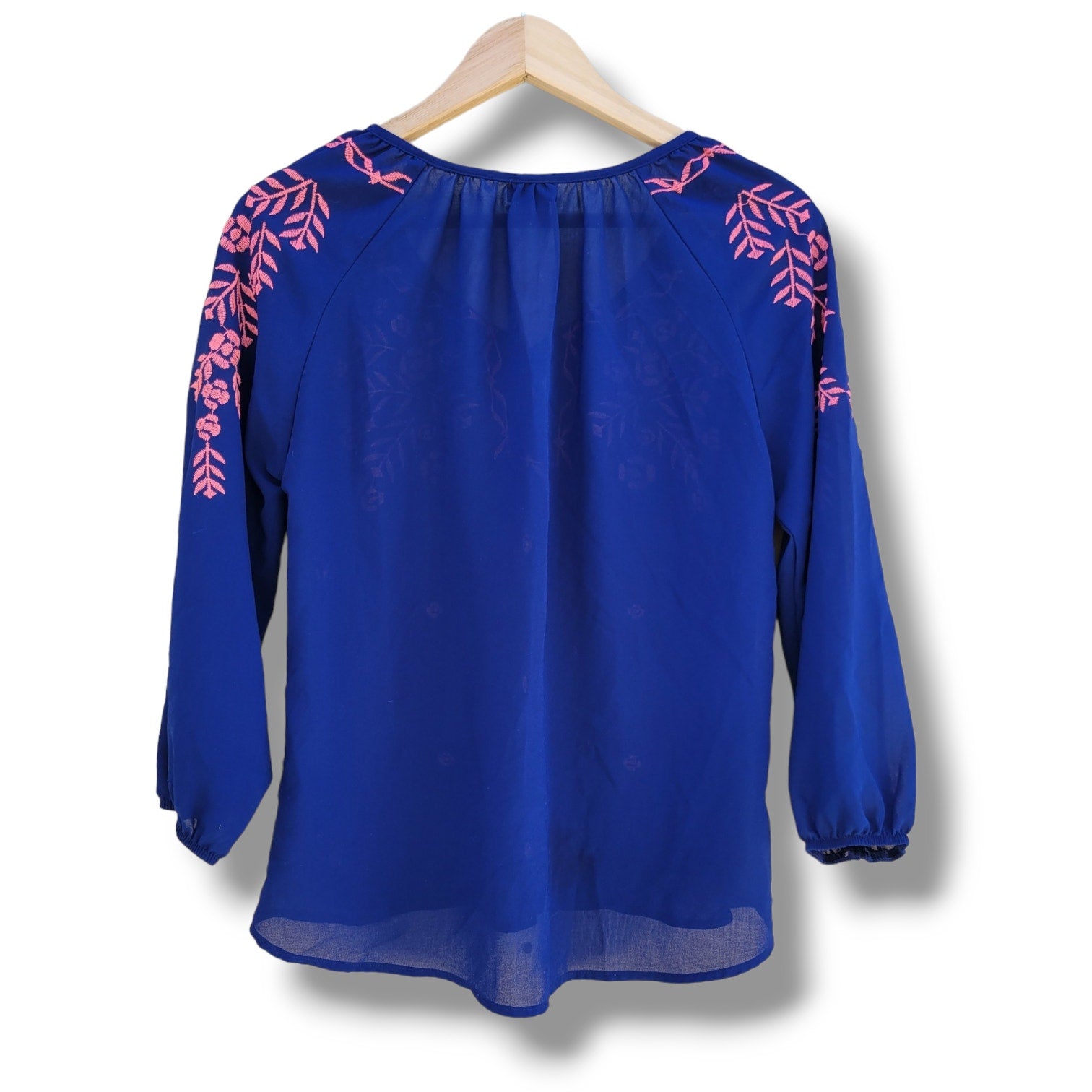 Rue 21 Women’s Blue Embroidered Boho Peasant Blouse Small Semi-Sheer Gently Used