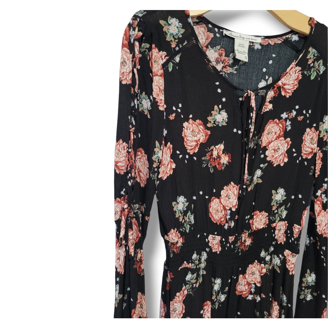 American Rag Cie Juniors Black Floral Lace-Up Bell Sleeve Dress – Size Small