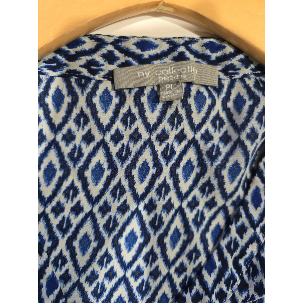 NY Collection Petite Blue Geometric Zip Front Blouse – PL, gently used
