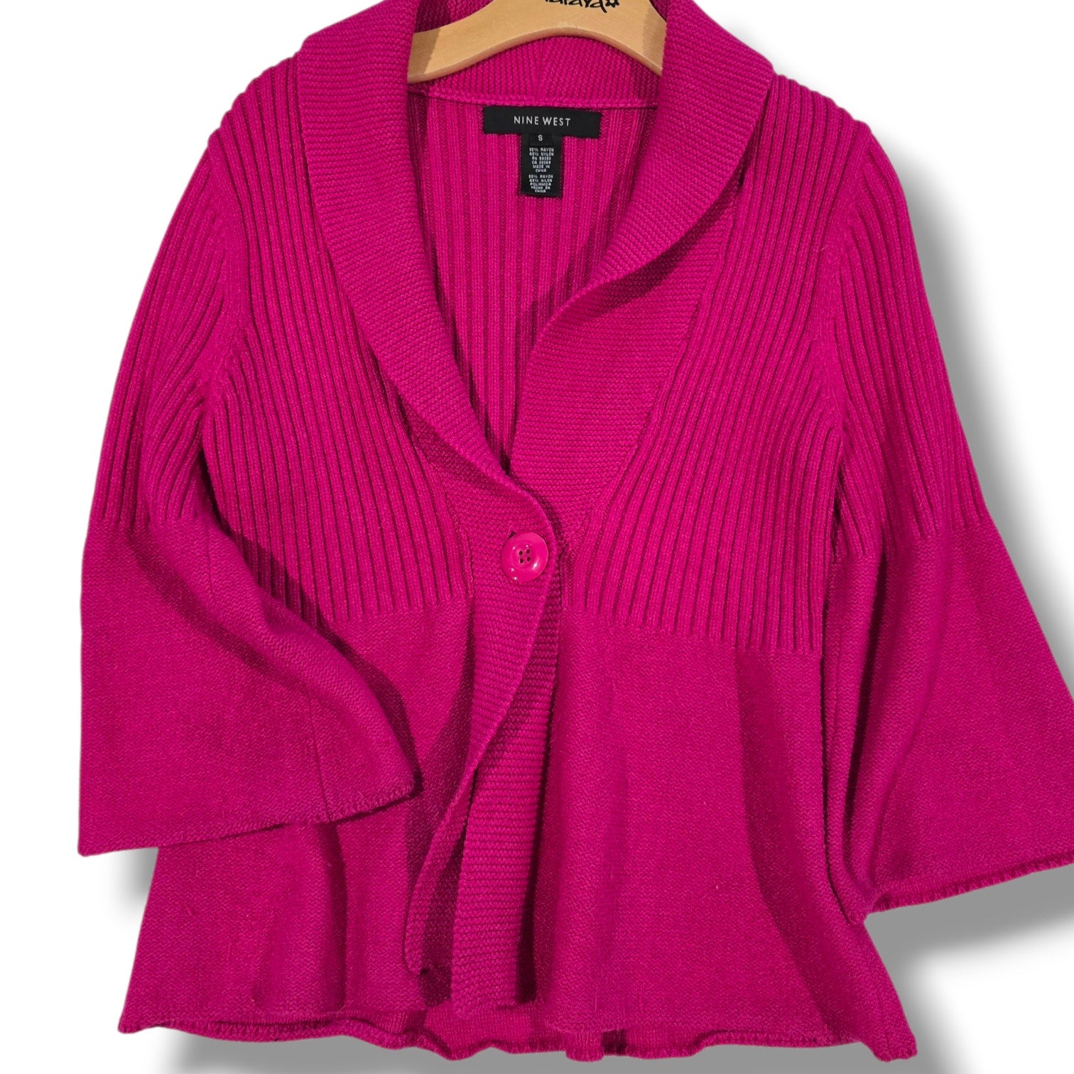 Nine West Women’s Fuchsia Ribbed Knit Cardigan – Gently Used size small