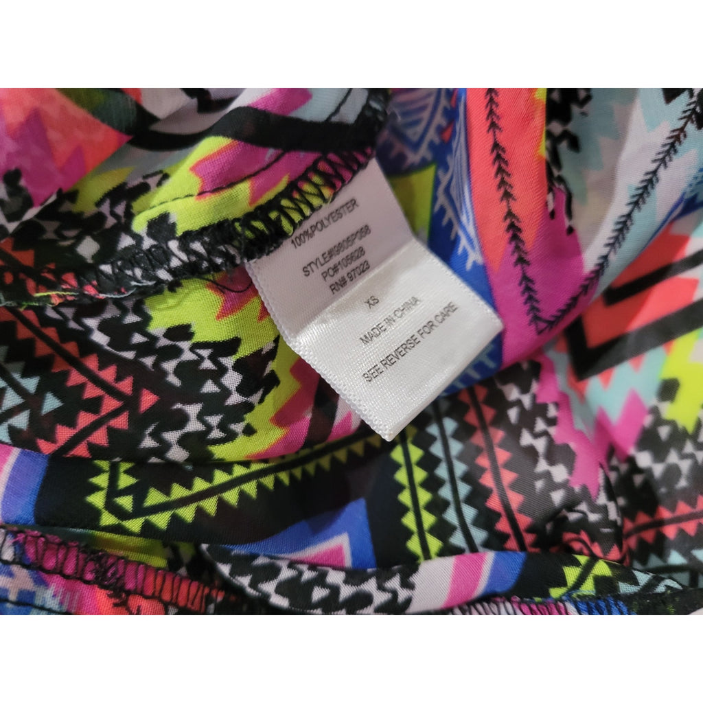 Miken Swim Women’s Multicolor Chevron Deep V-Neck Sleeveless Cover-Up – Size XS