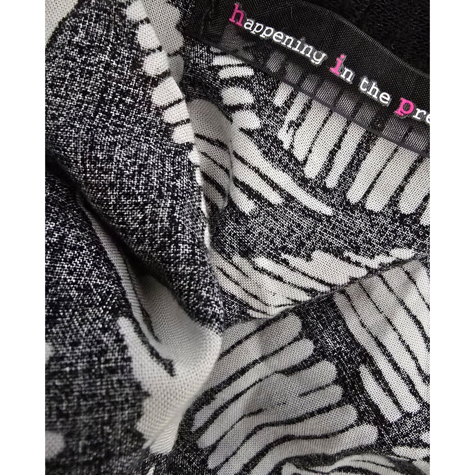 Happening in the Present Women's XS Black White Tribal Print Cocoon Cardigan