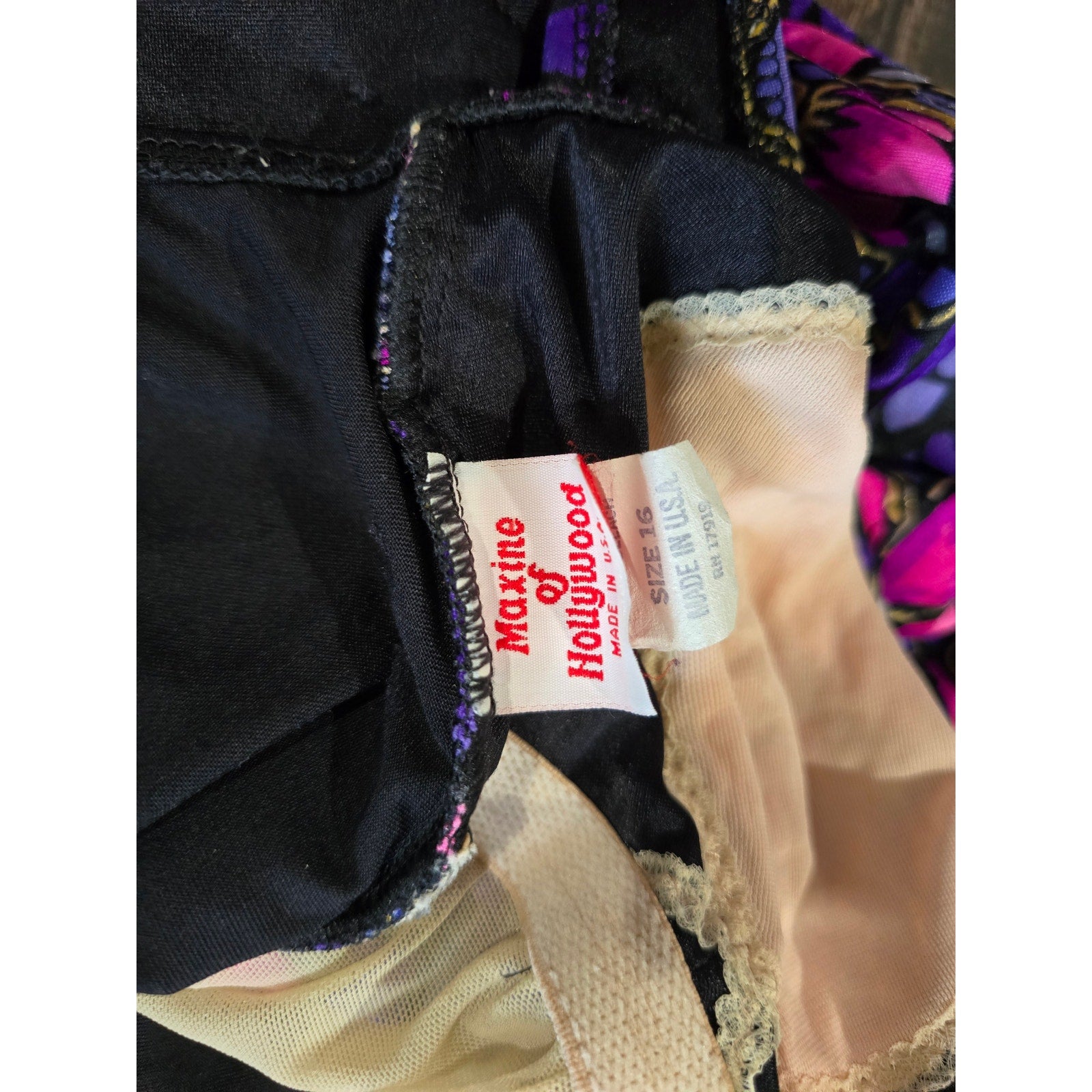 Vintage Maxine of Hollywood Purple Floral Ruched One Piece Swimsuit 16