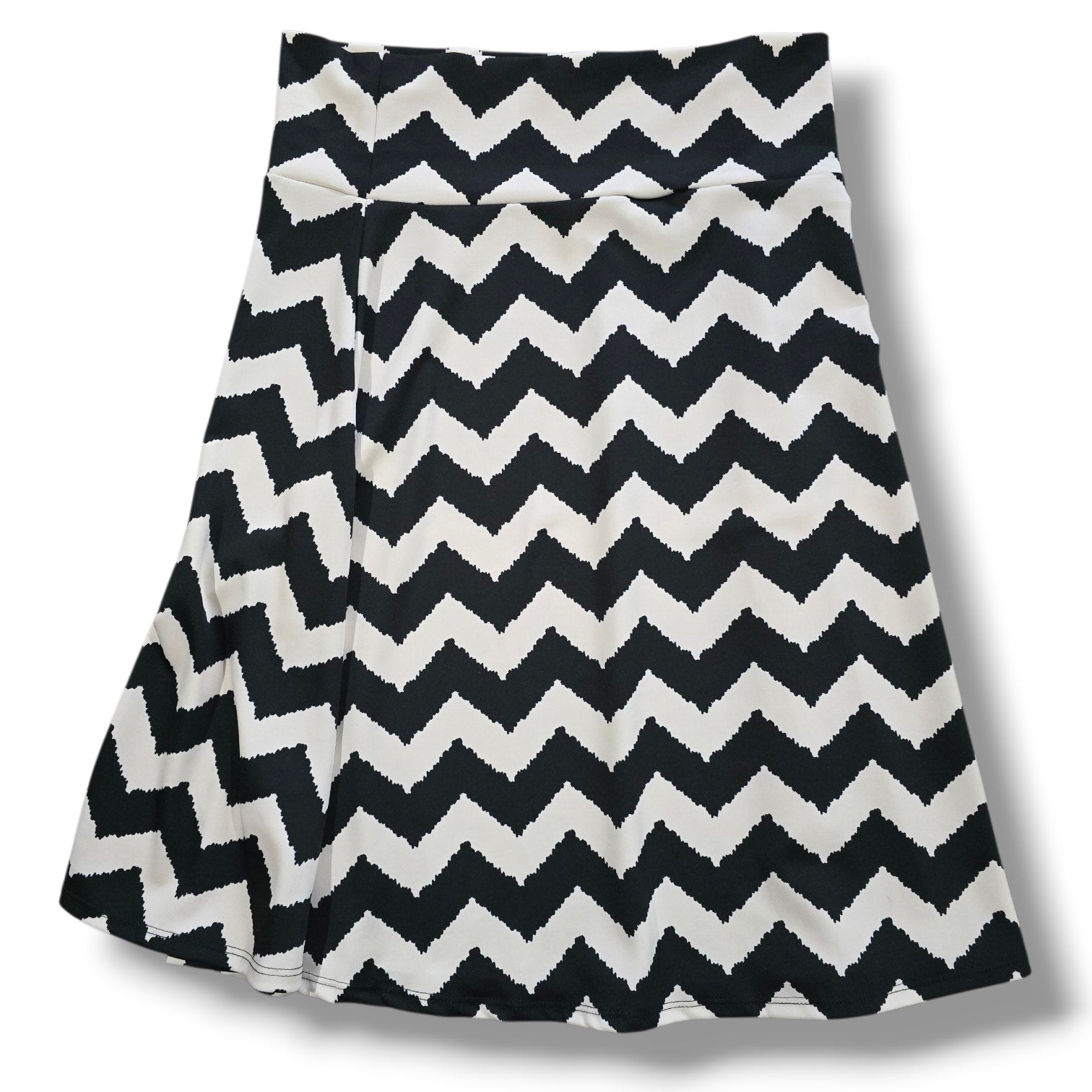 LuLaRoe Black & White Chevron Print A-Line Midi Skirt – XL